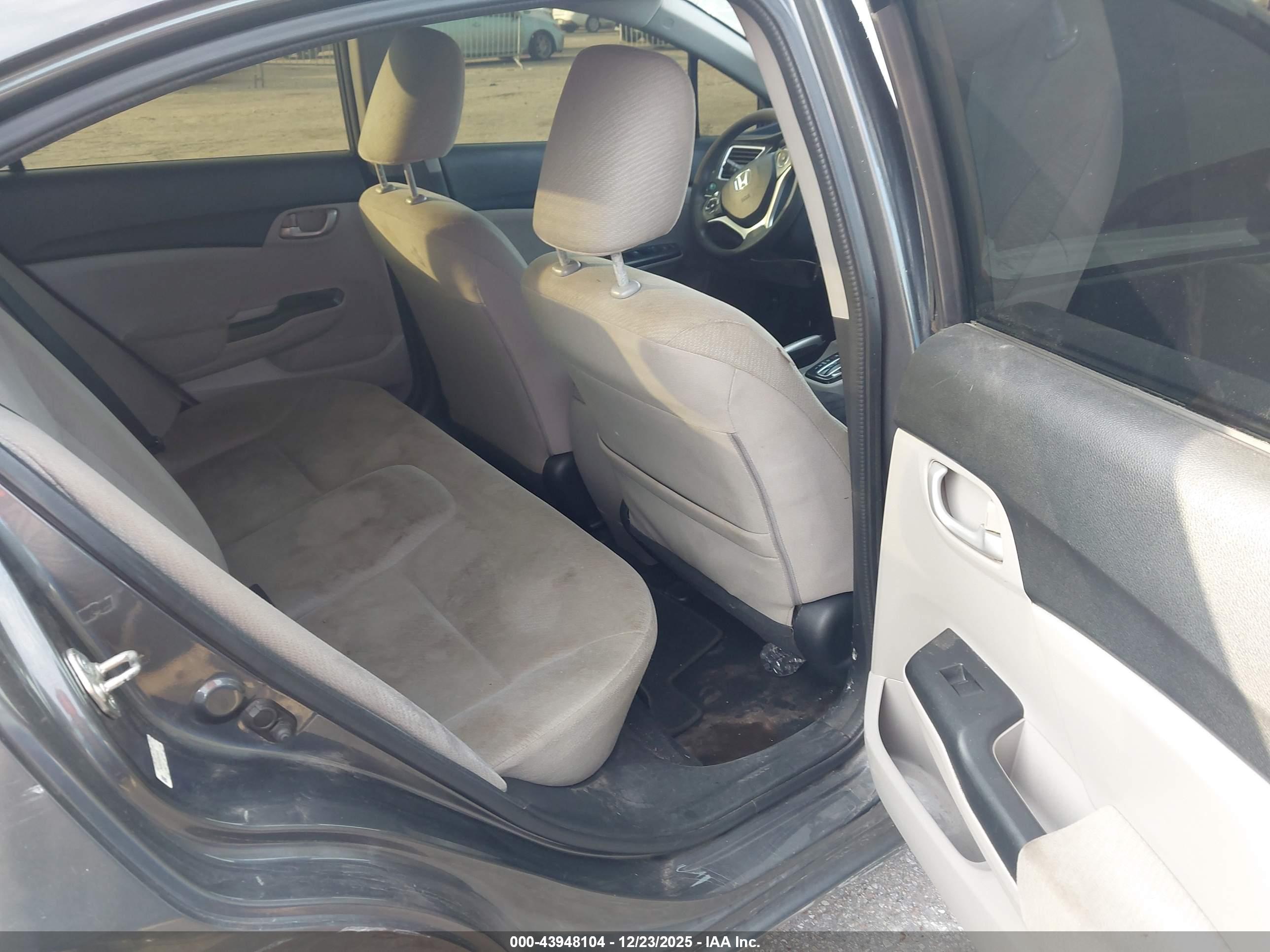 HONDA CIVIC image 8