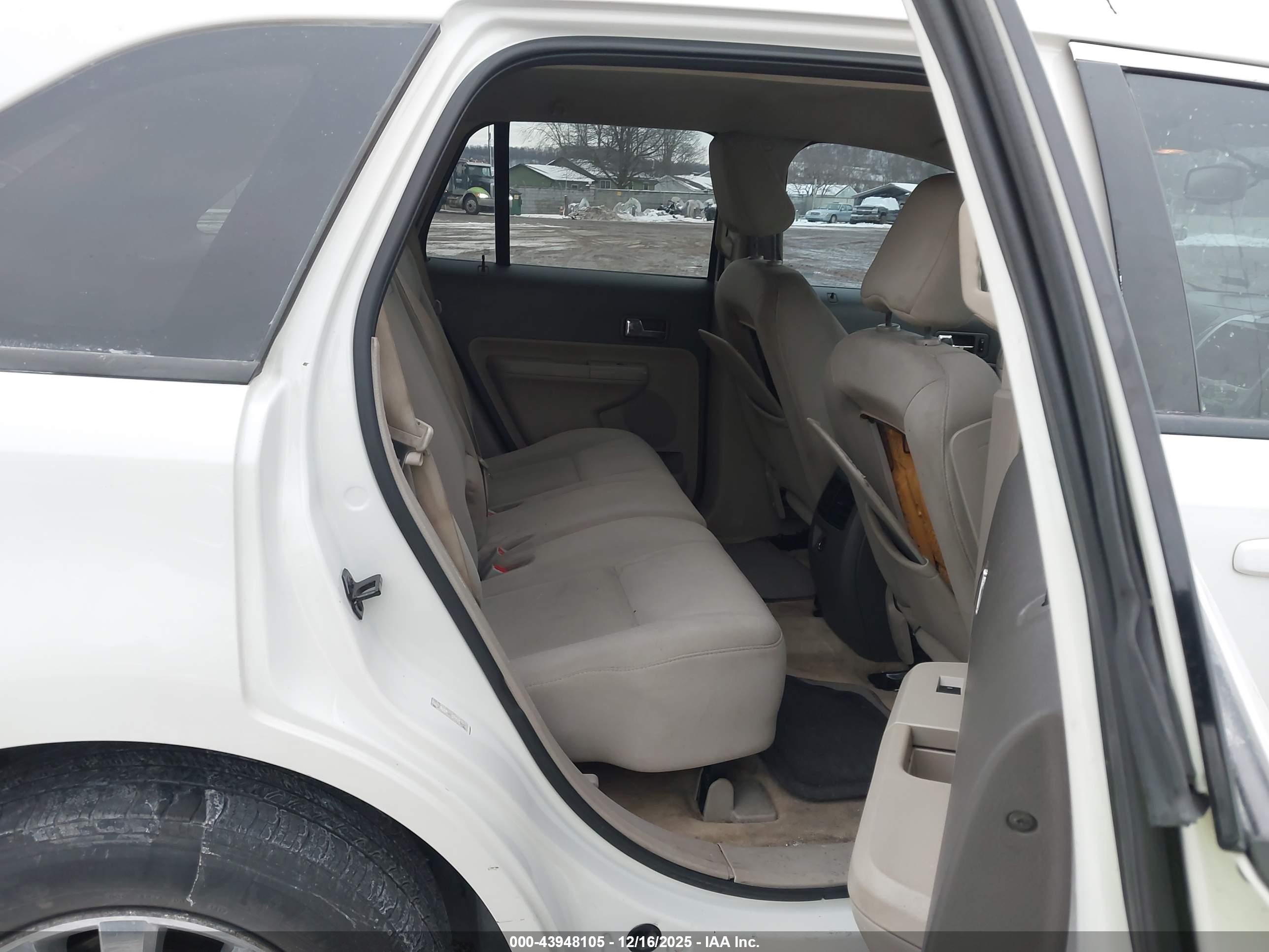 FORD EDGE image 8
