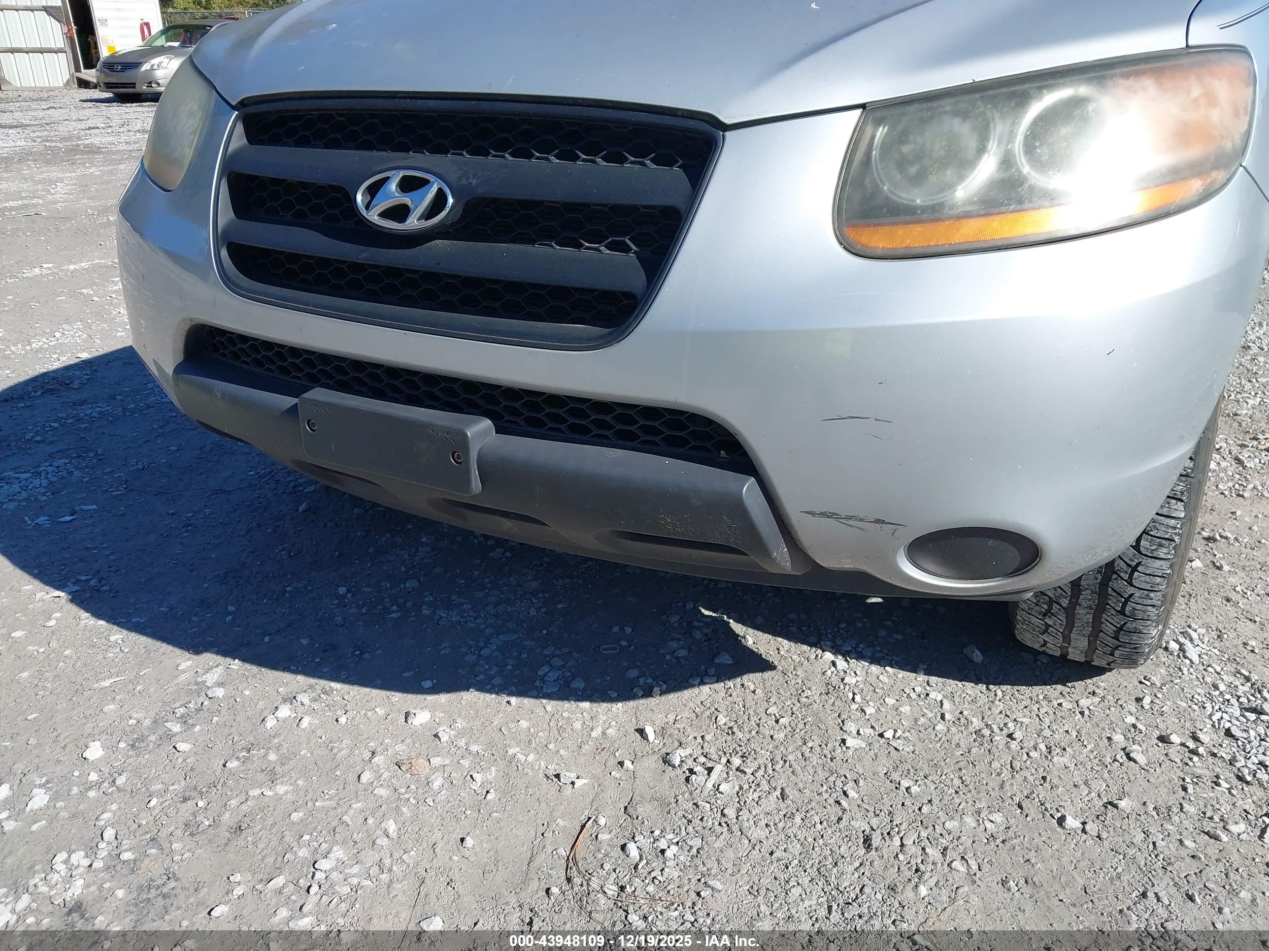 HYUNDAI SANTA image 6