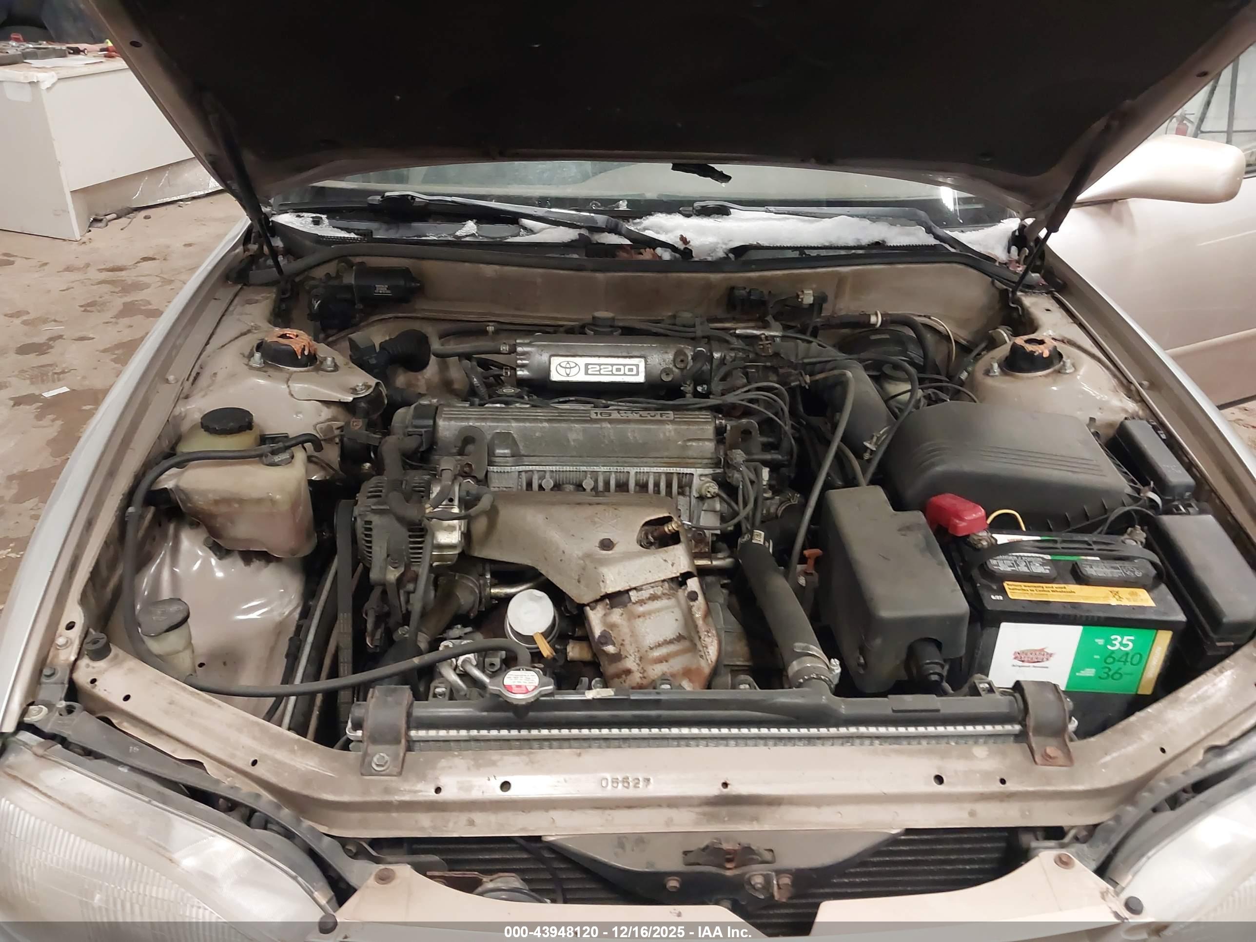 TOYOTA CAMRY image 10