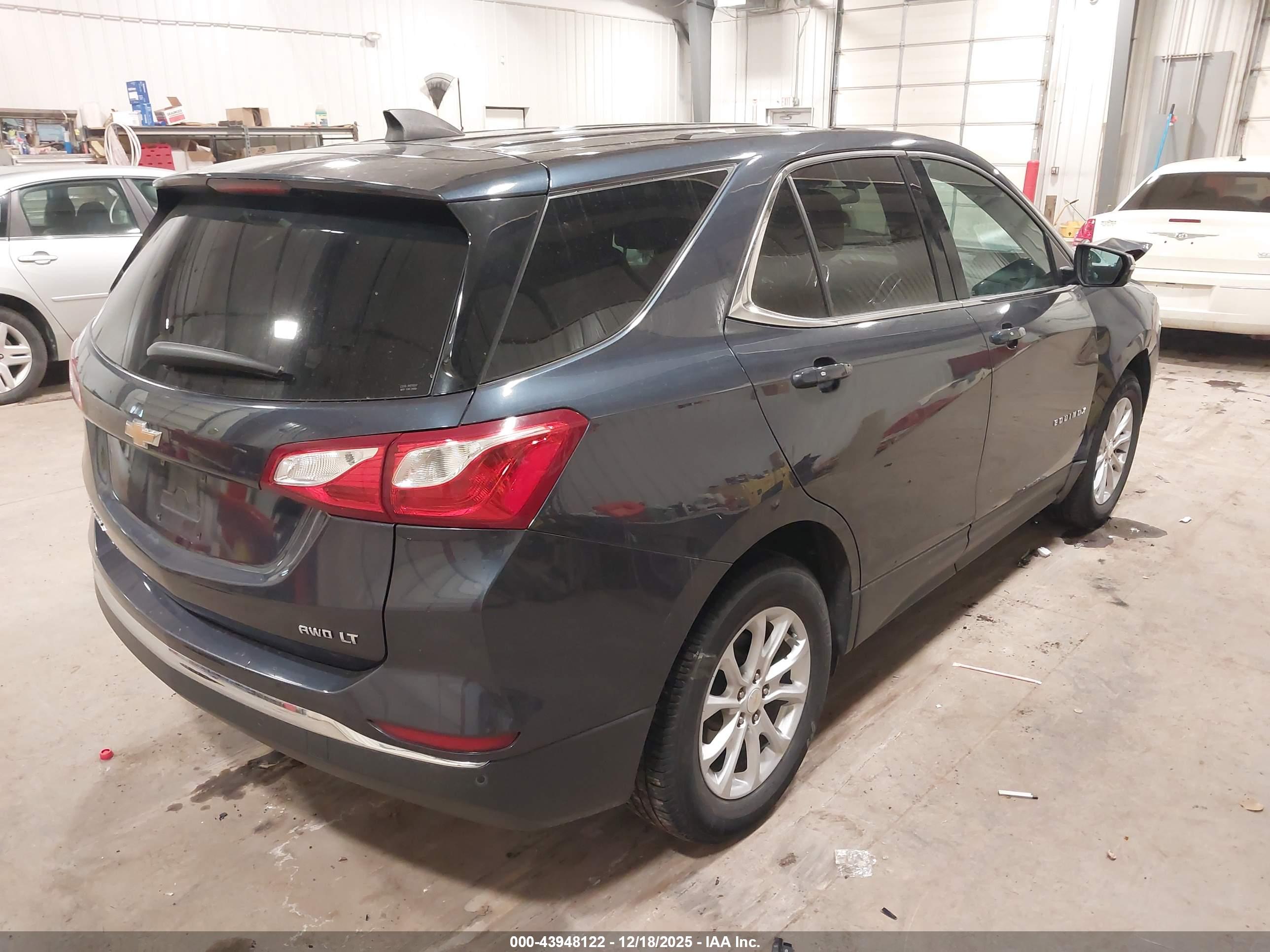 CHEVROLET EQUINOX image 4