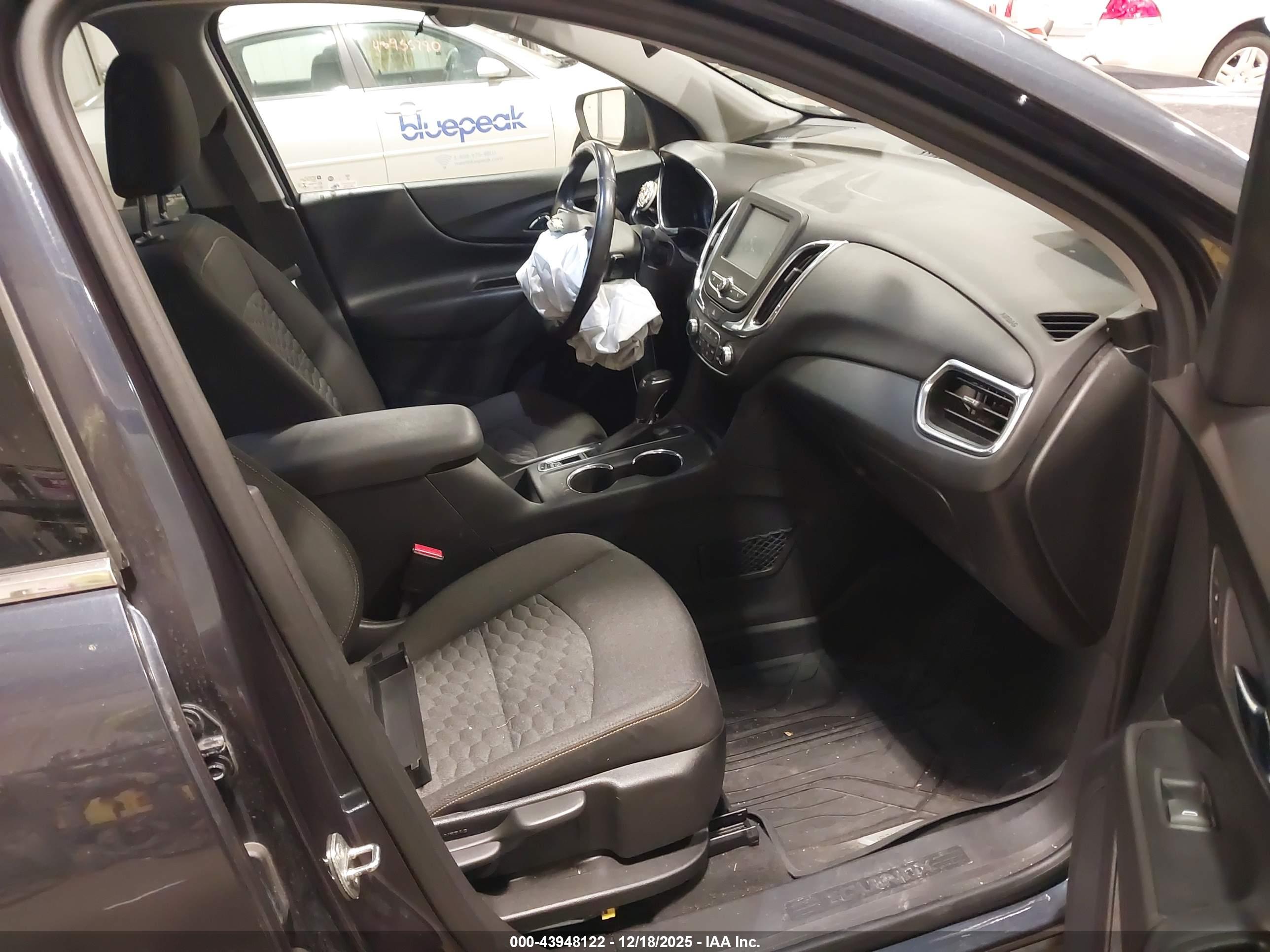 CHEVROLET EQUINOX image 5