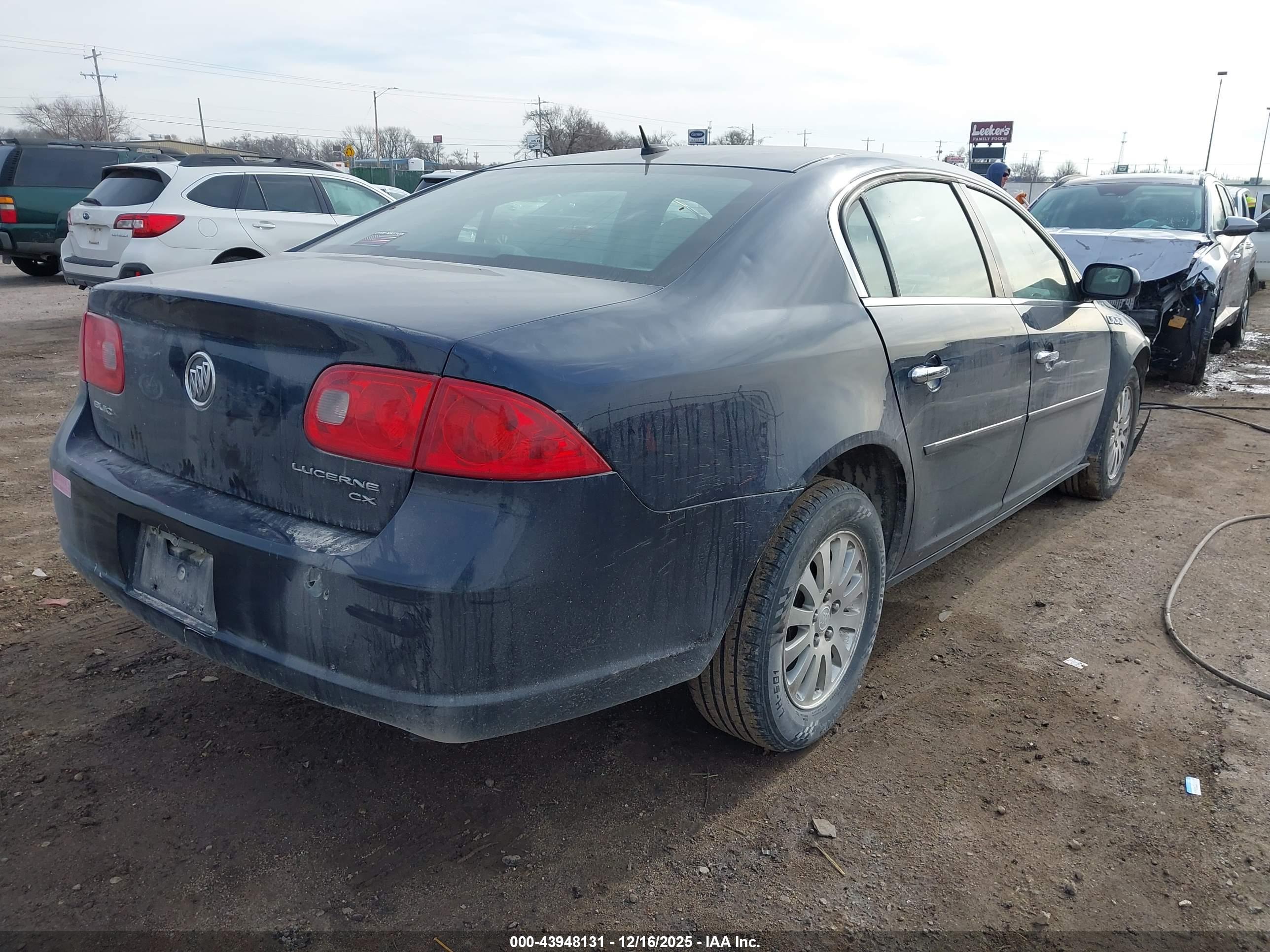 BUICK LUCERNE image 4