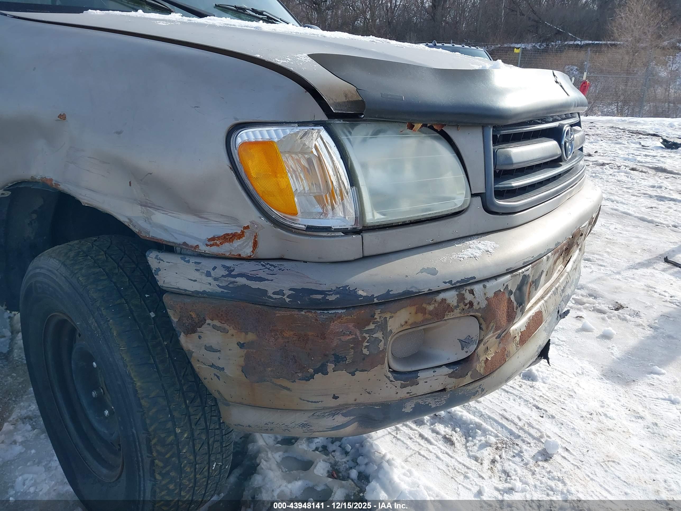 TOYOTA TUNDRA image 6