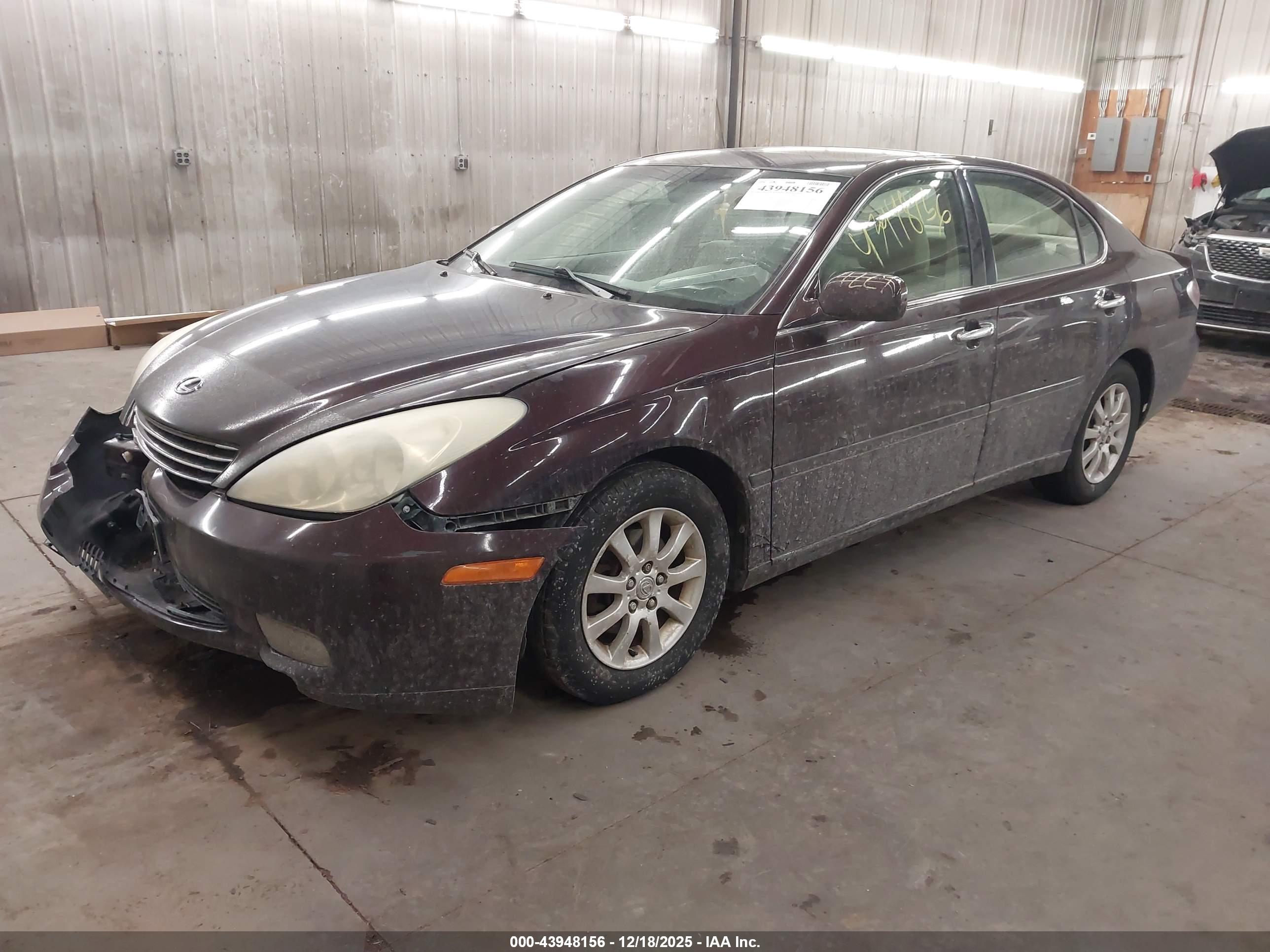 LEXUS ES image 2