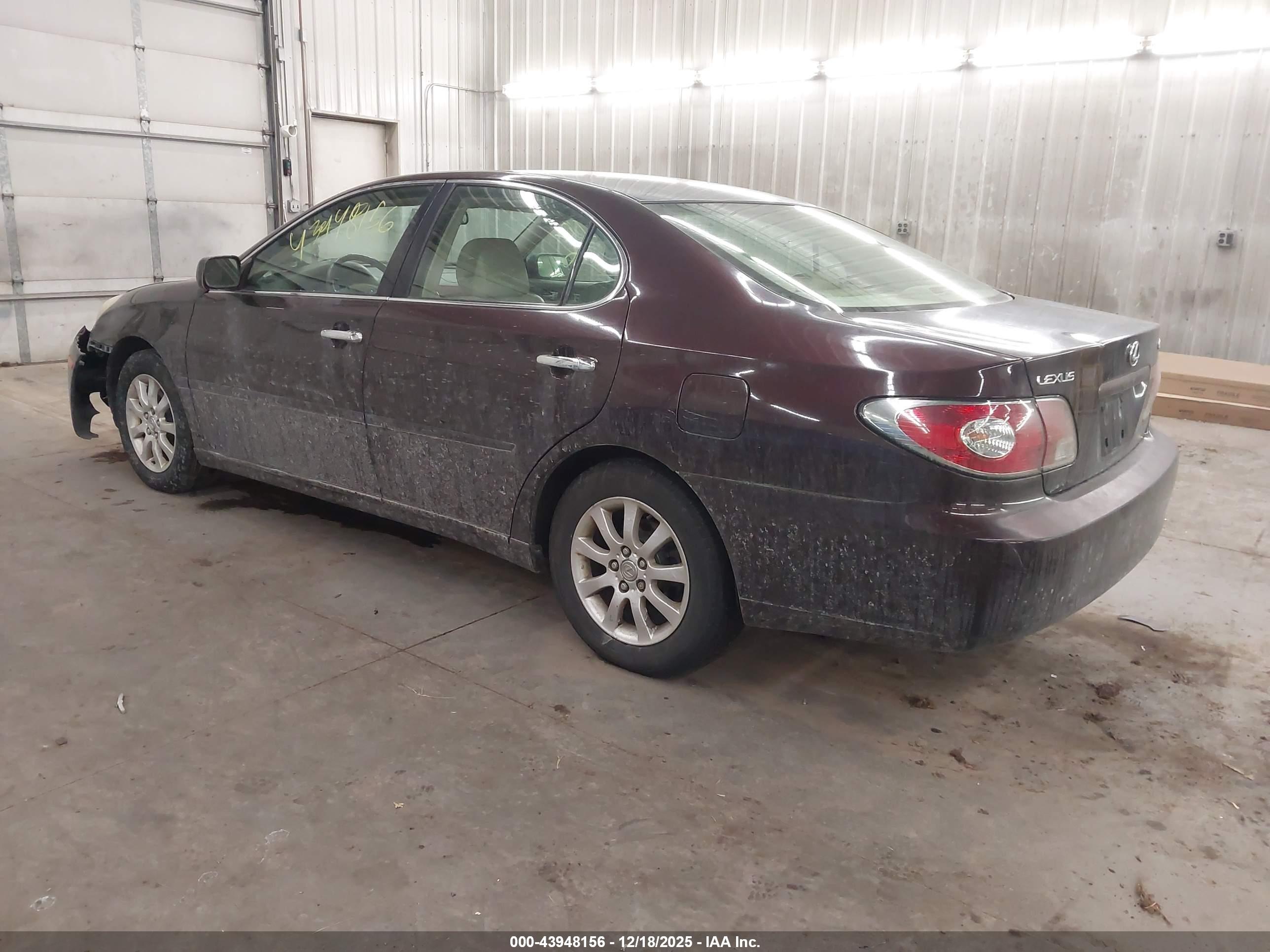LEXUS ES image 3