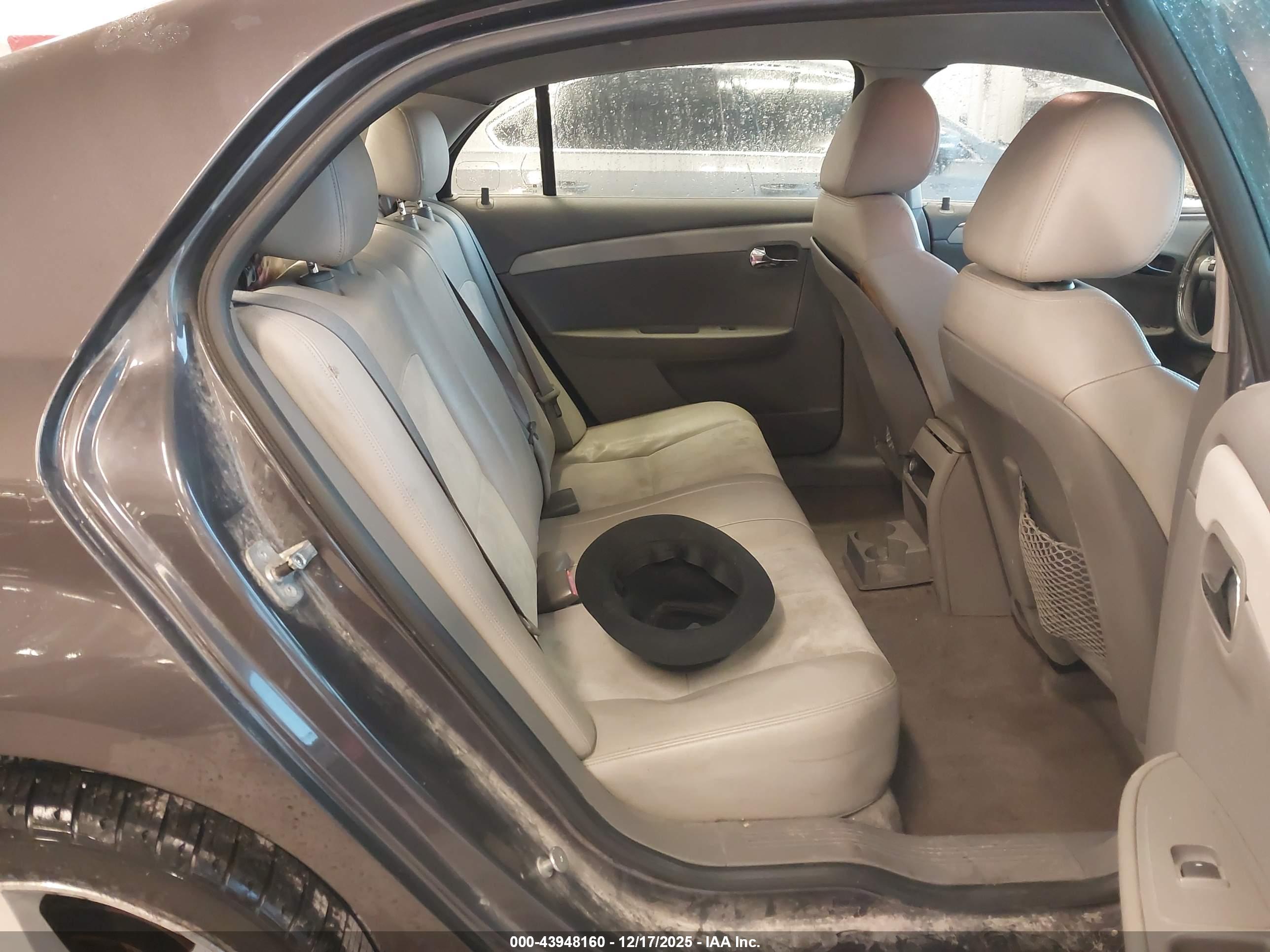 CHEVROLET MALIBU image 8