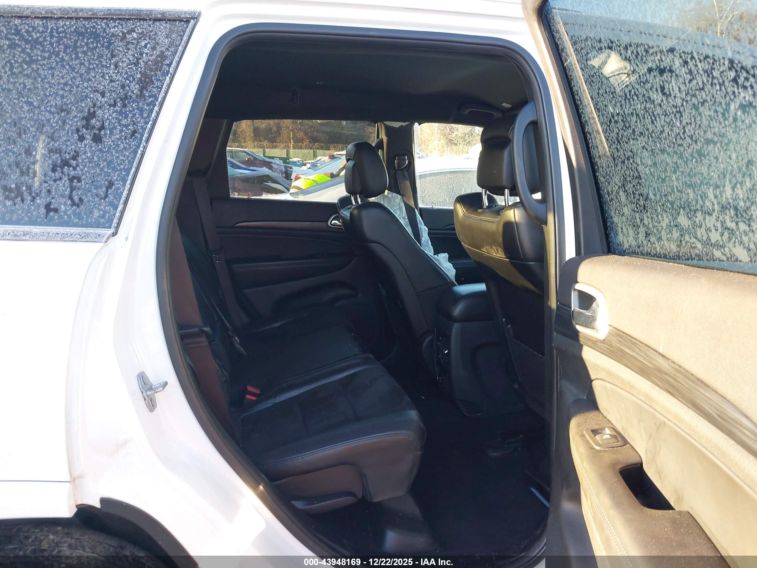 JEEP GRAND image 8