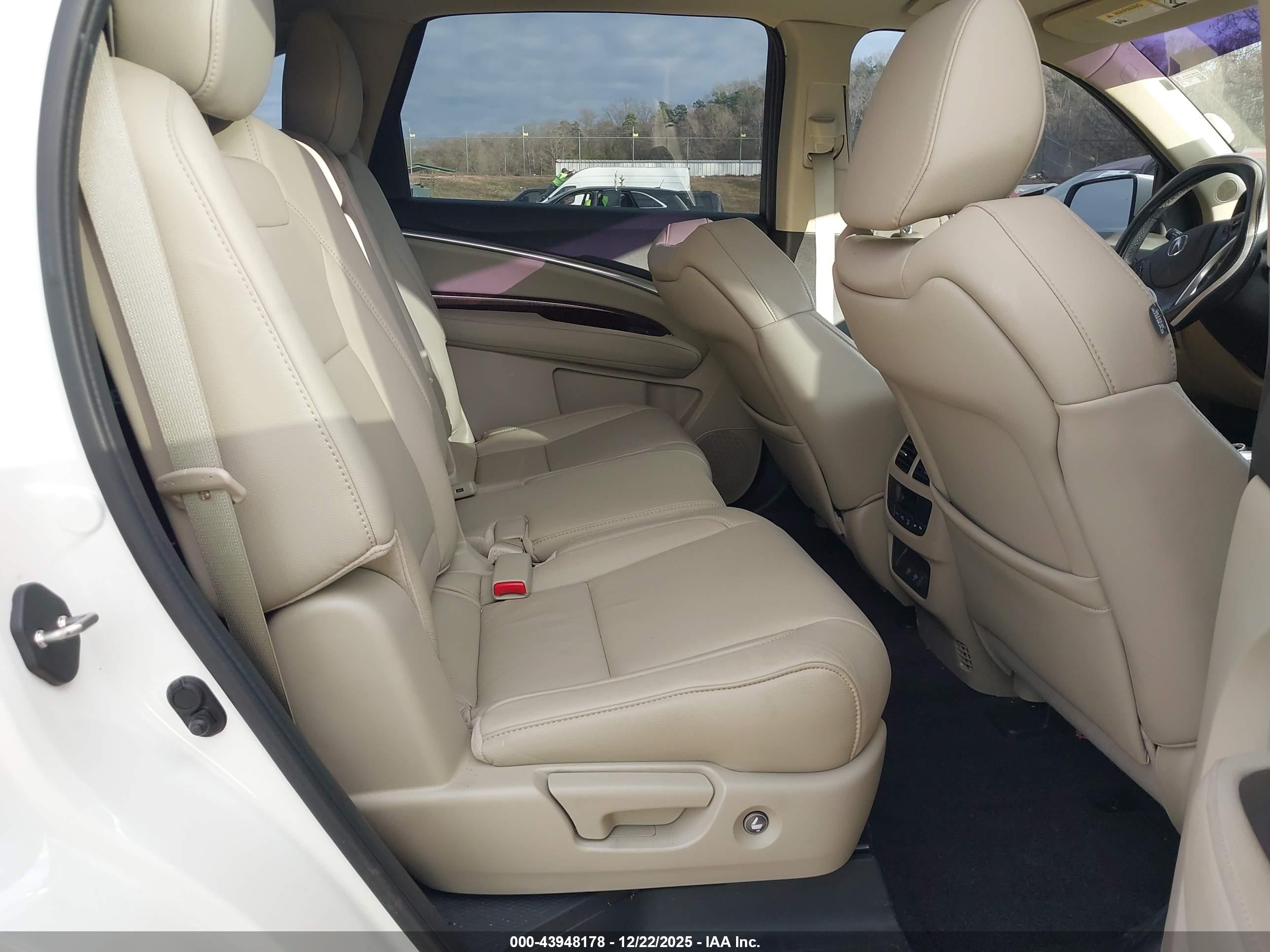 ACURA MDX image 8