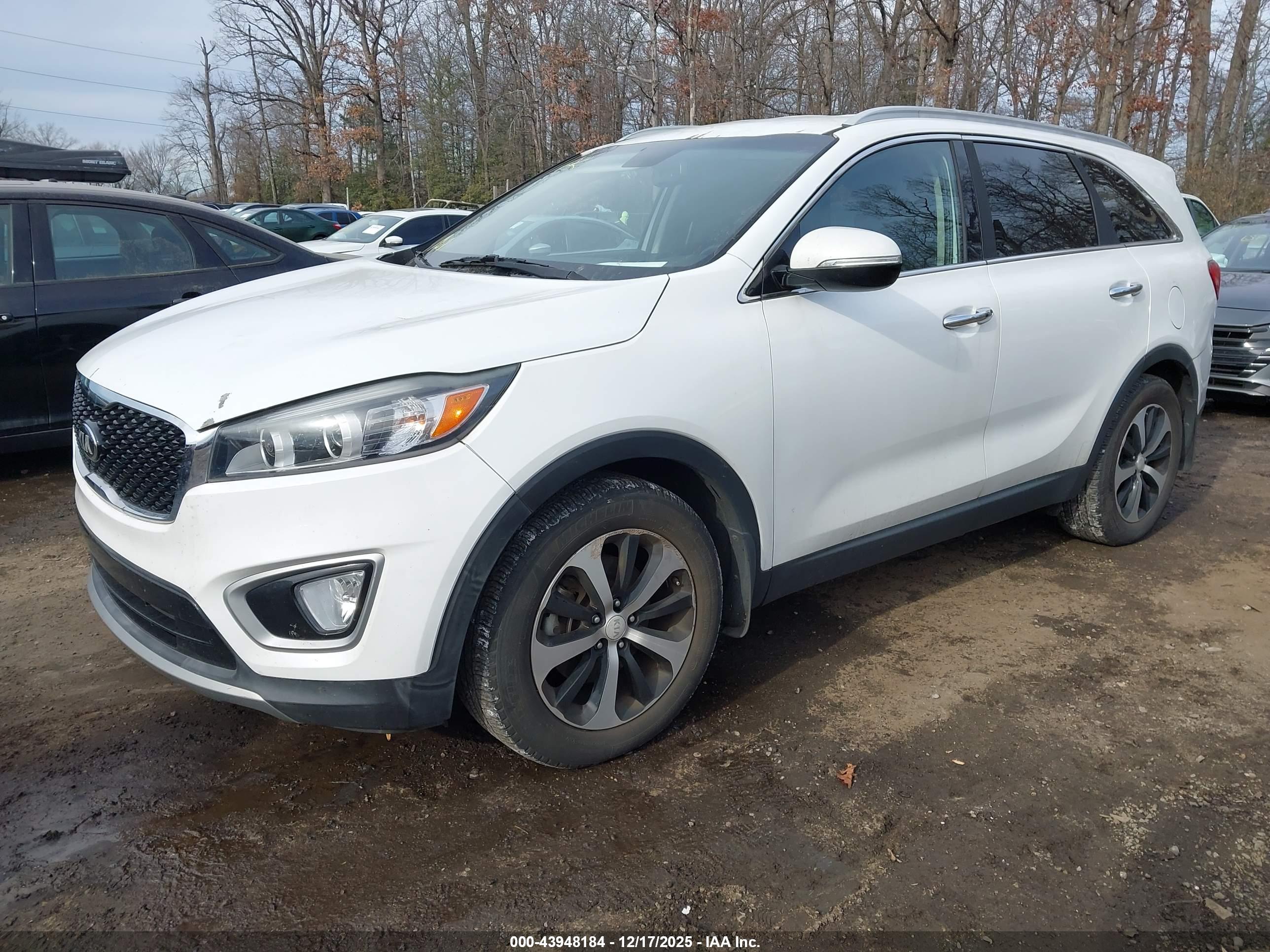 KIA SORENTO image 2