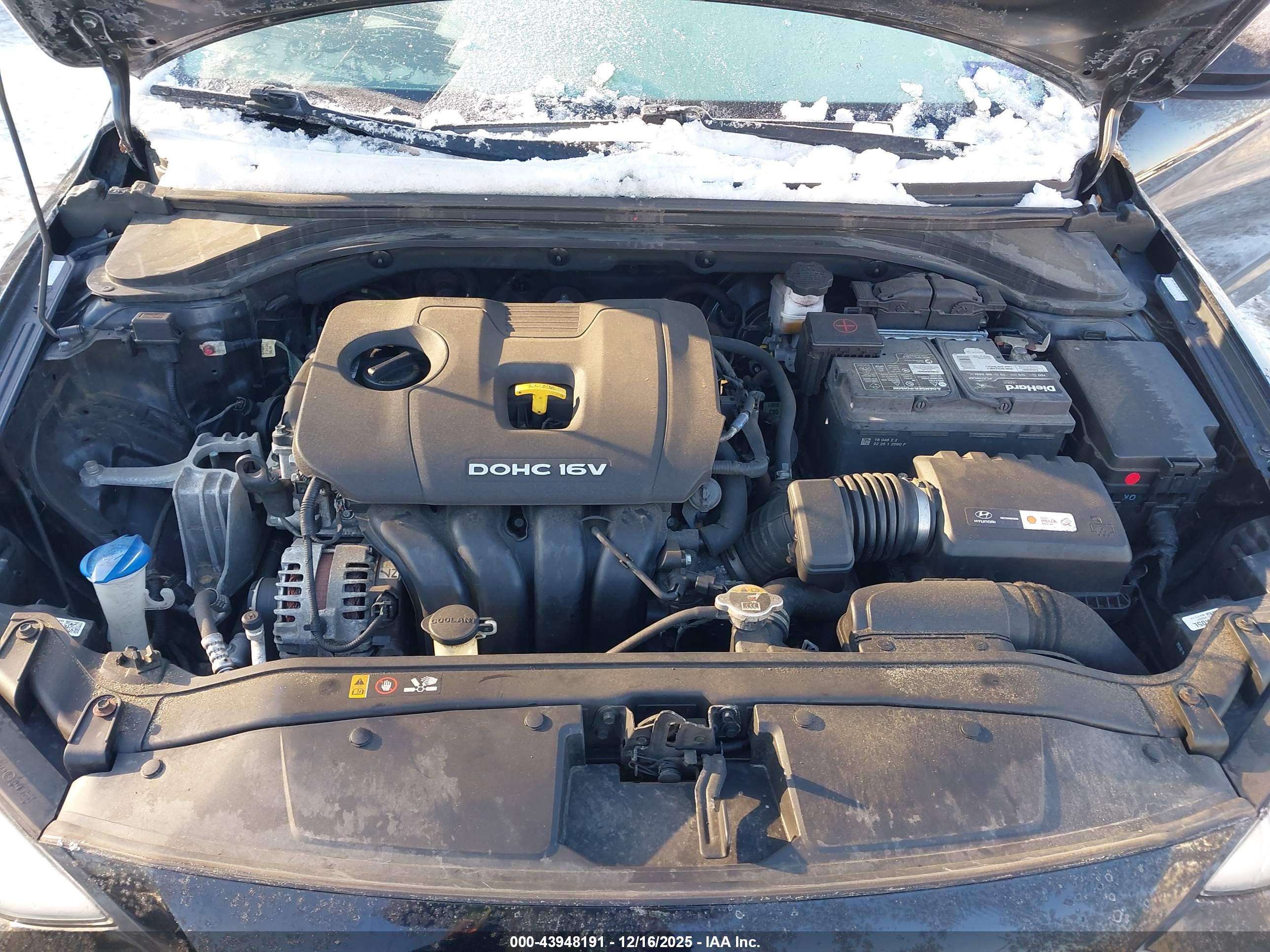 HYUNDAI ELANTRA image 10