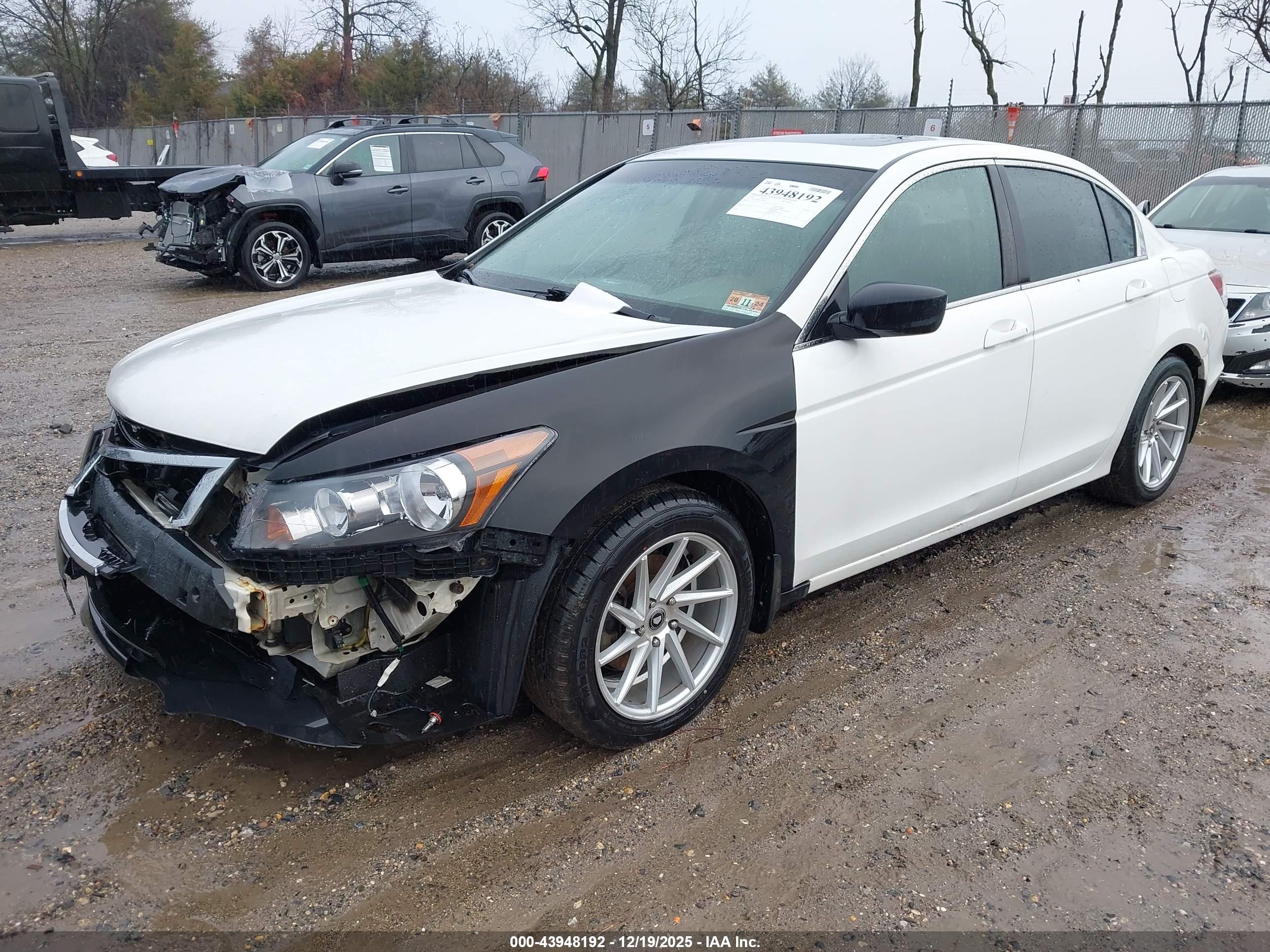 HONDA ACCORD image 2