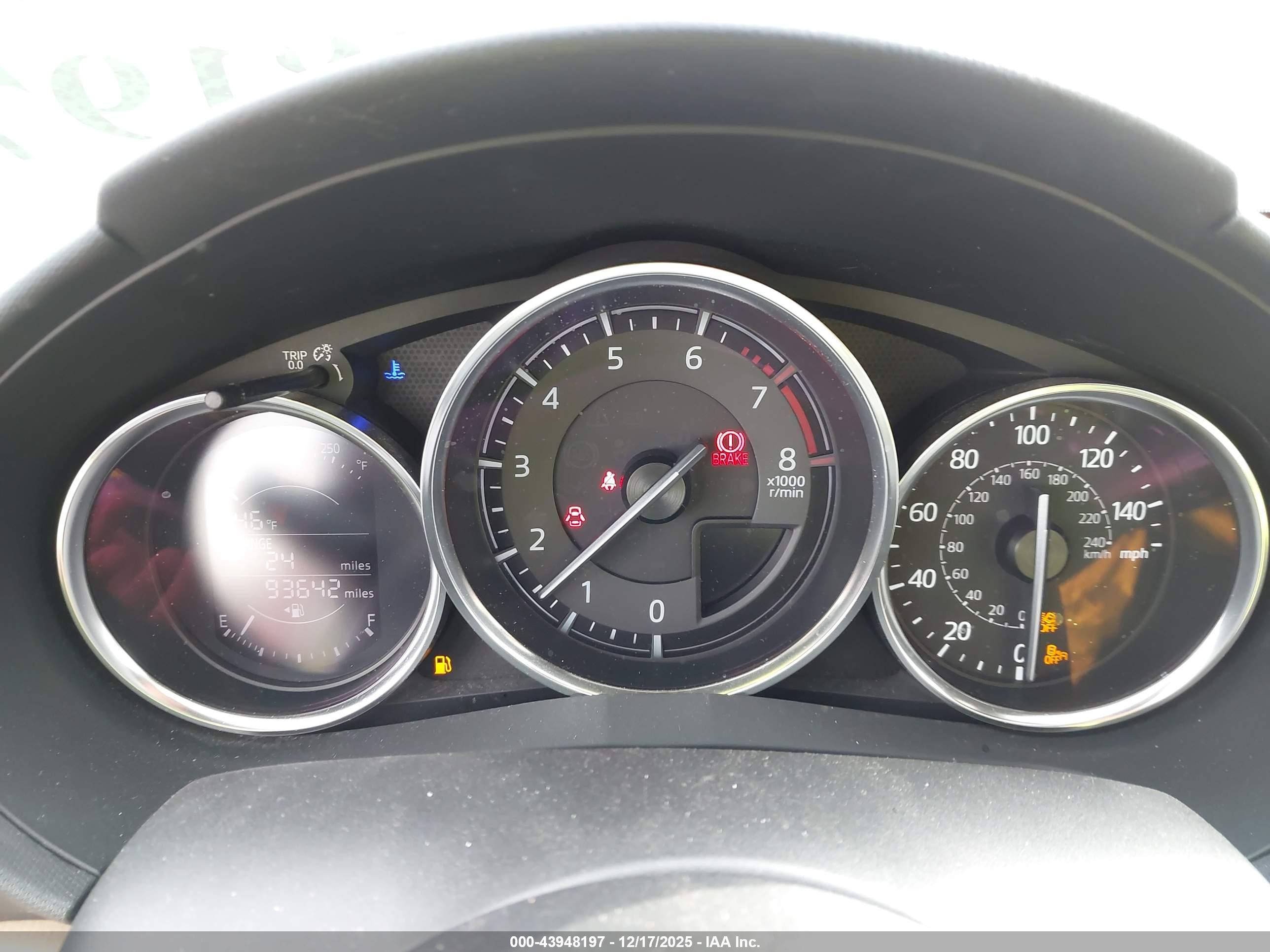 MAZDA MX-5 image 7