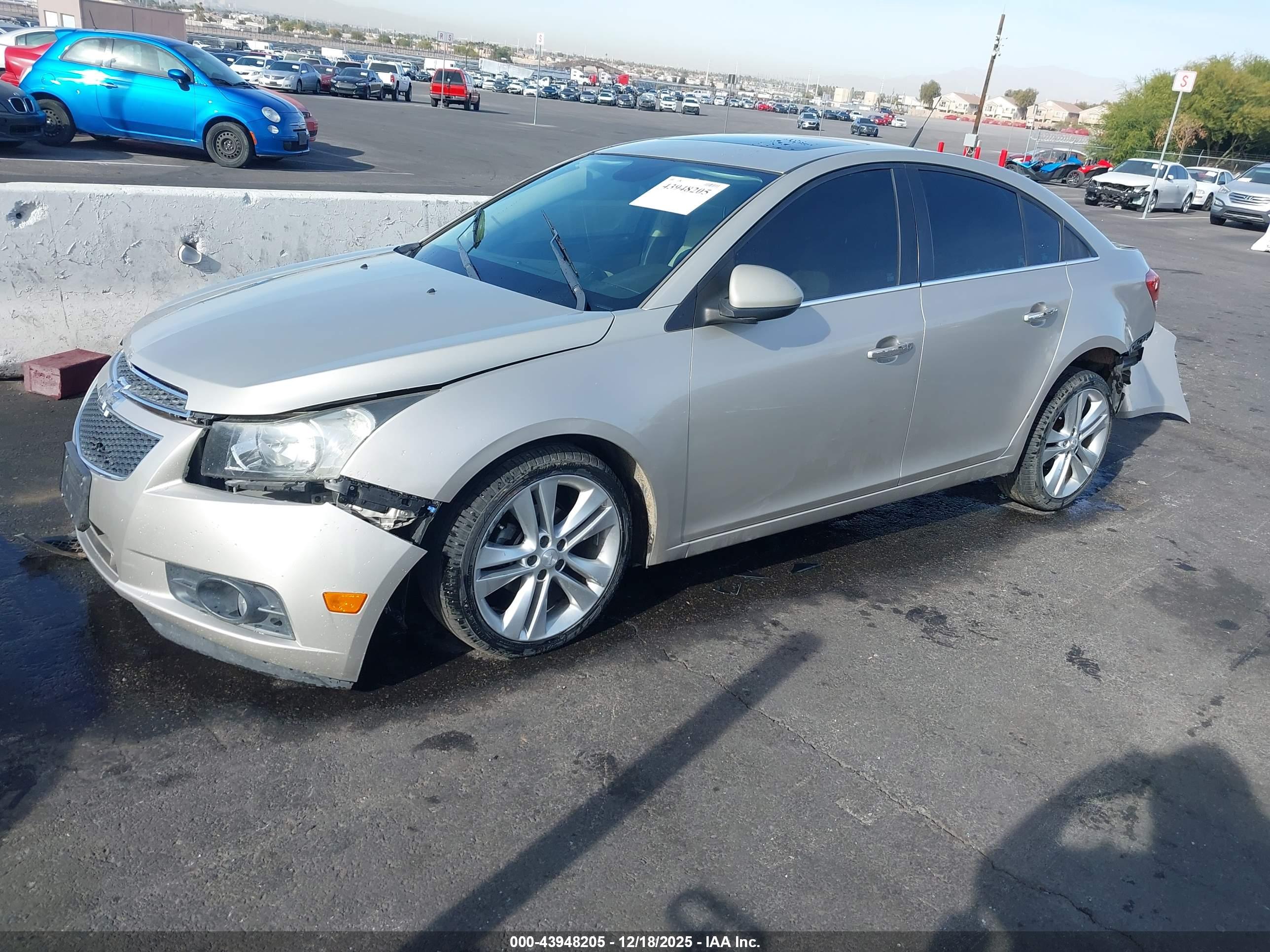 CHEVROLET CRUZE image 2