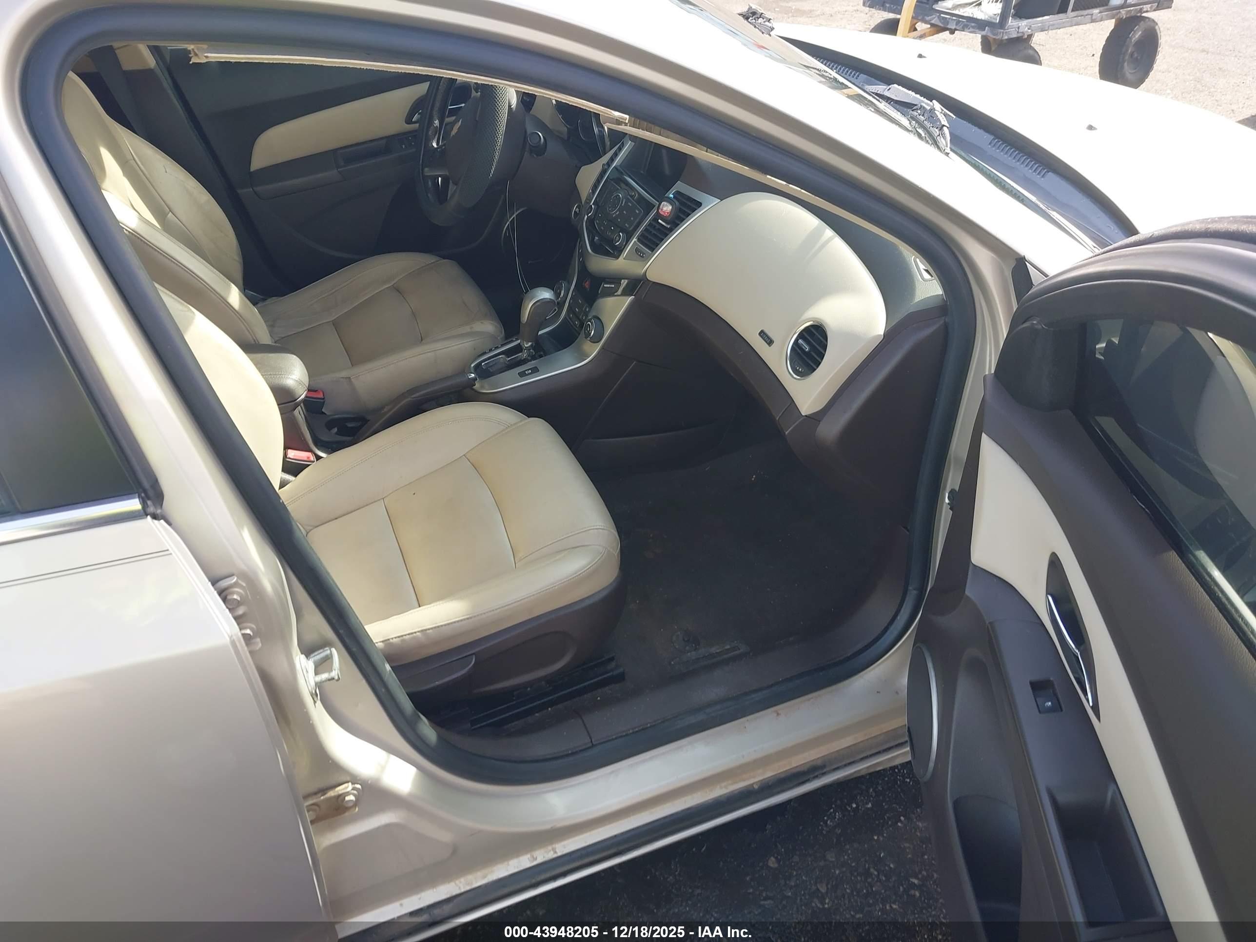CHEVROLET CRUZE image 5