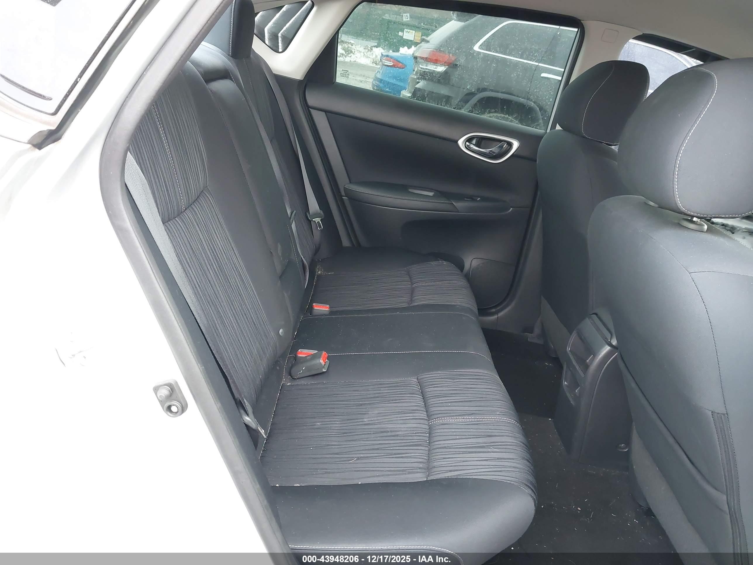 NISSAN SENTRA image 8