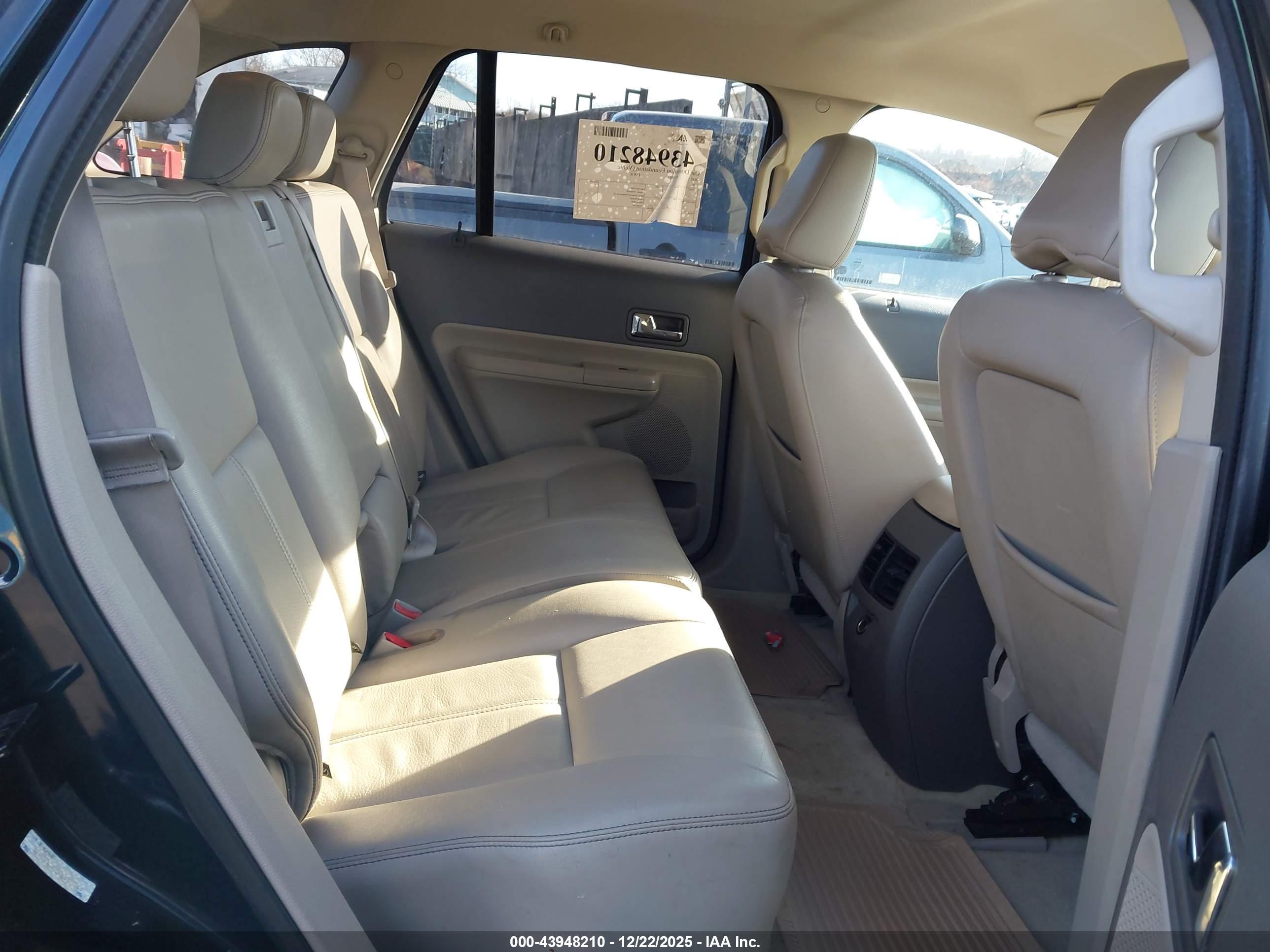 FORD EDGE image 8