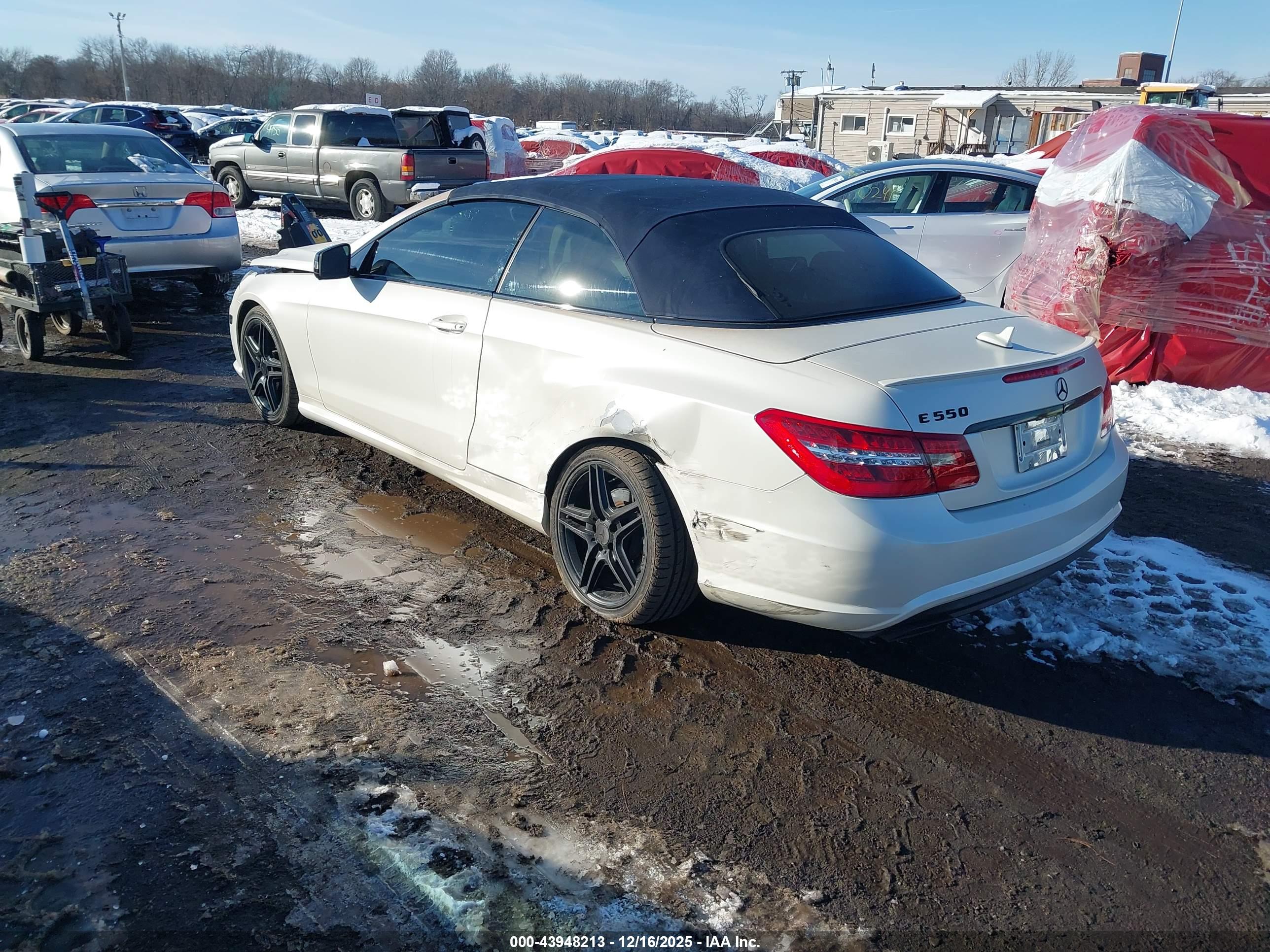 MERCEDES-BENZ E image 3