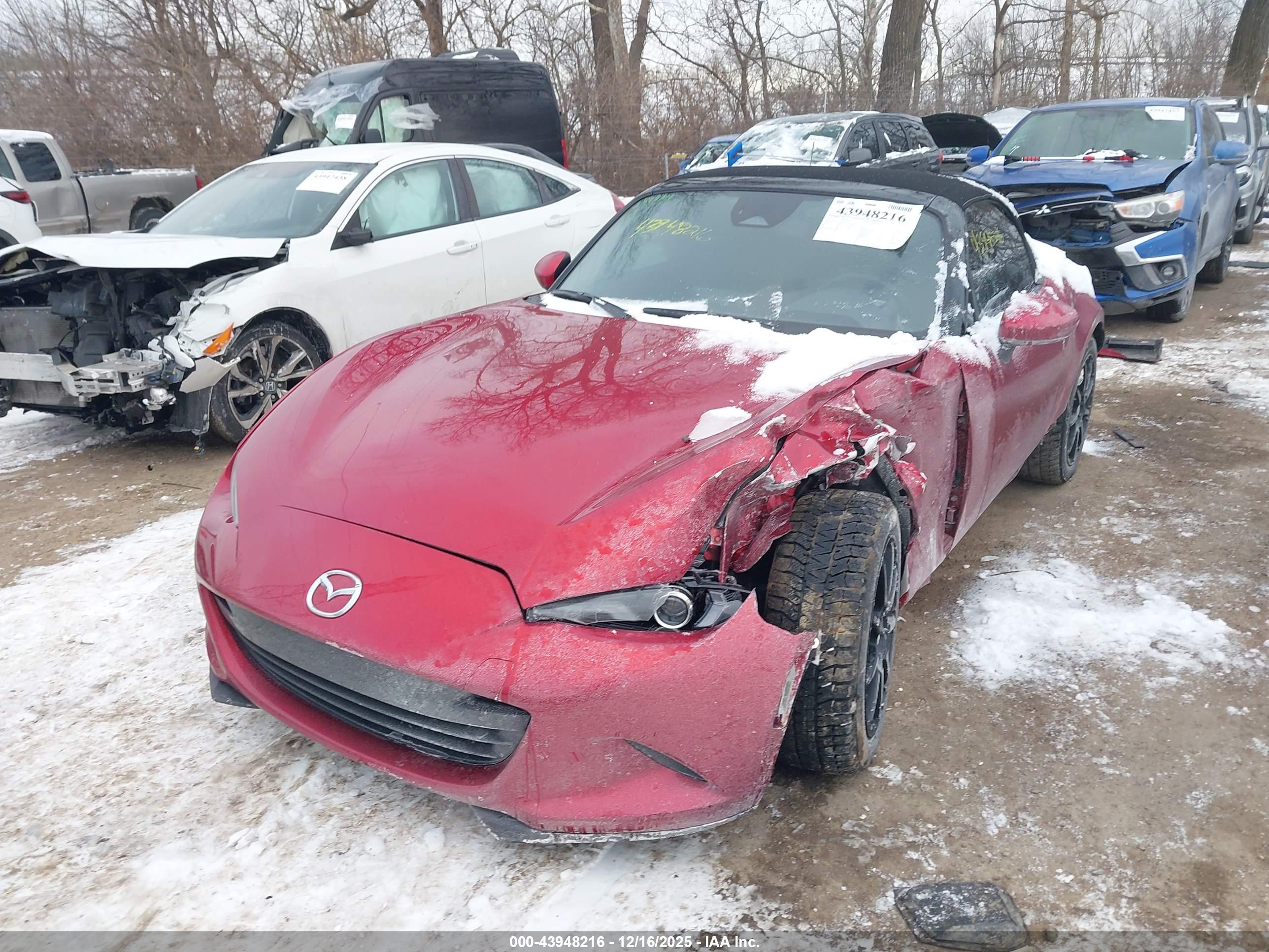 MAZDA MX-5 image 2