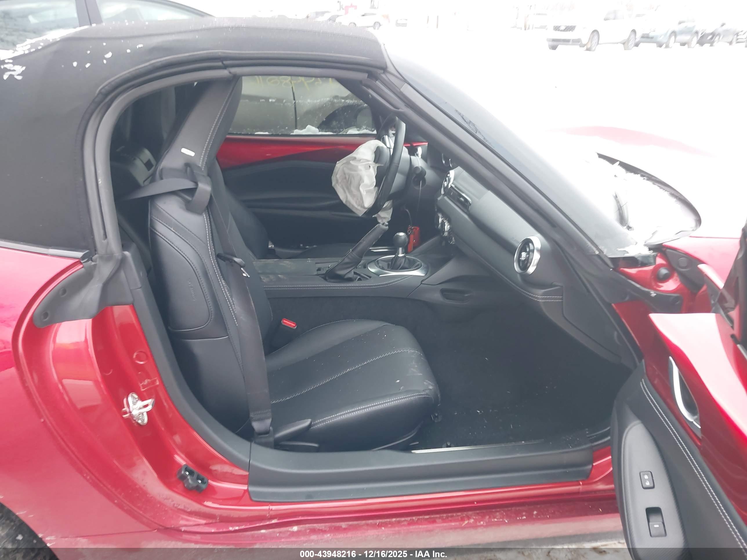 MAZDA MX-5 image 5