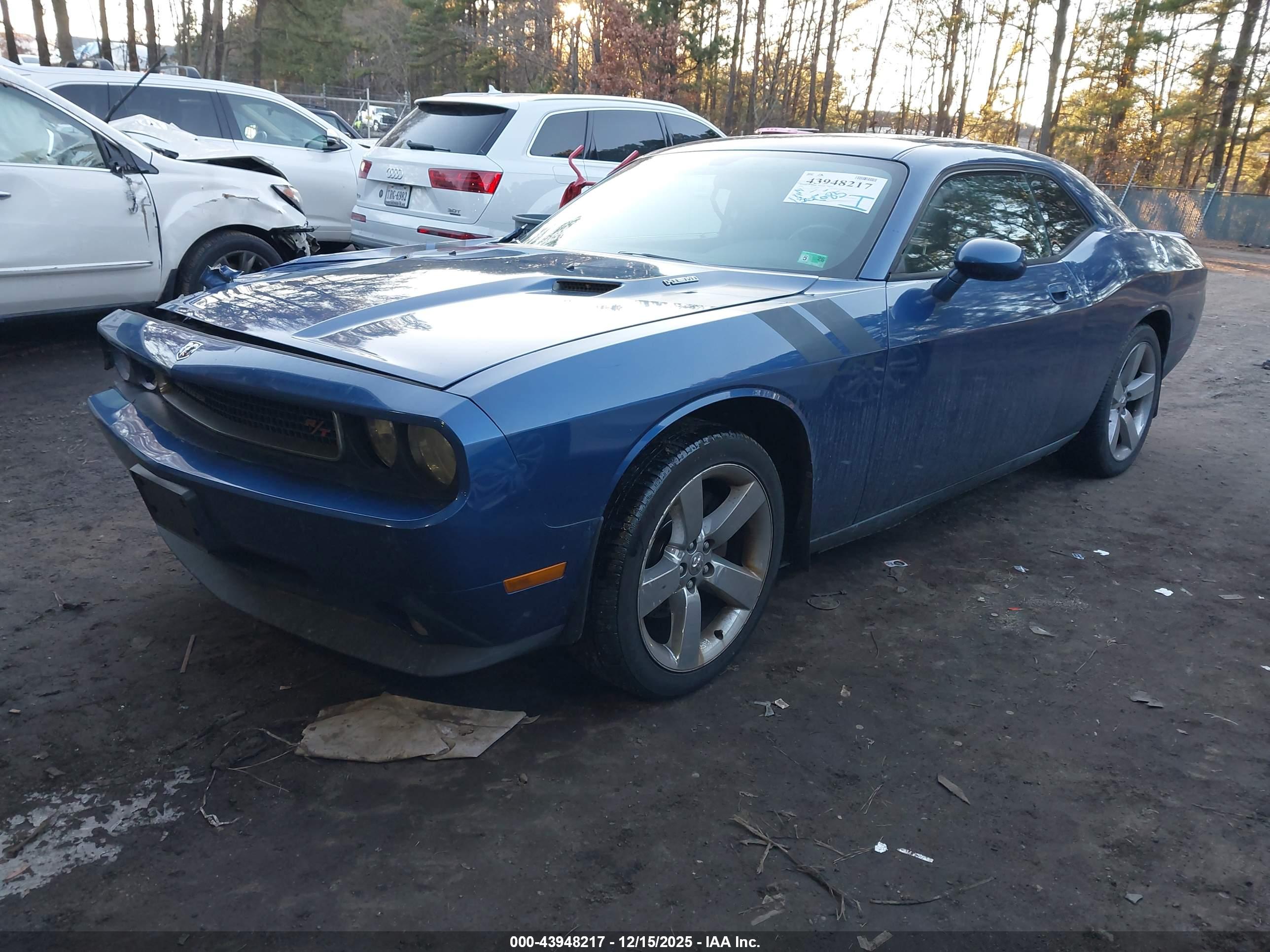 DODGE CHALLENGER image 2