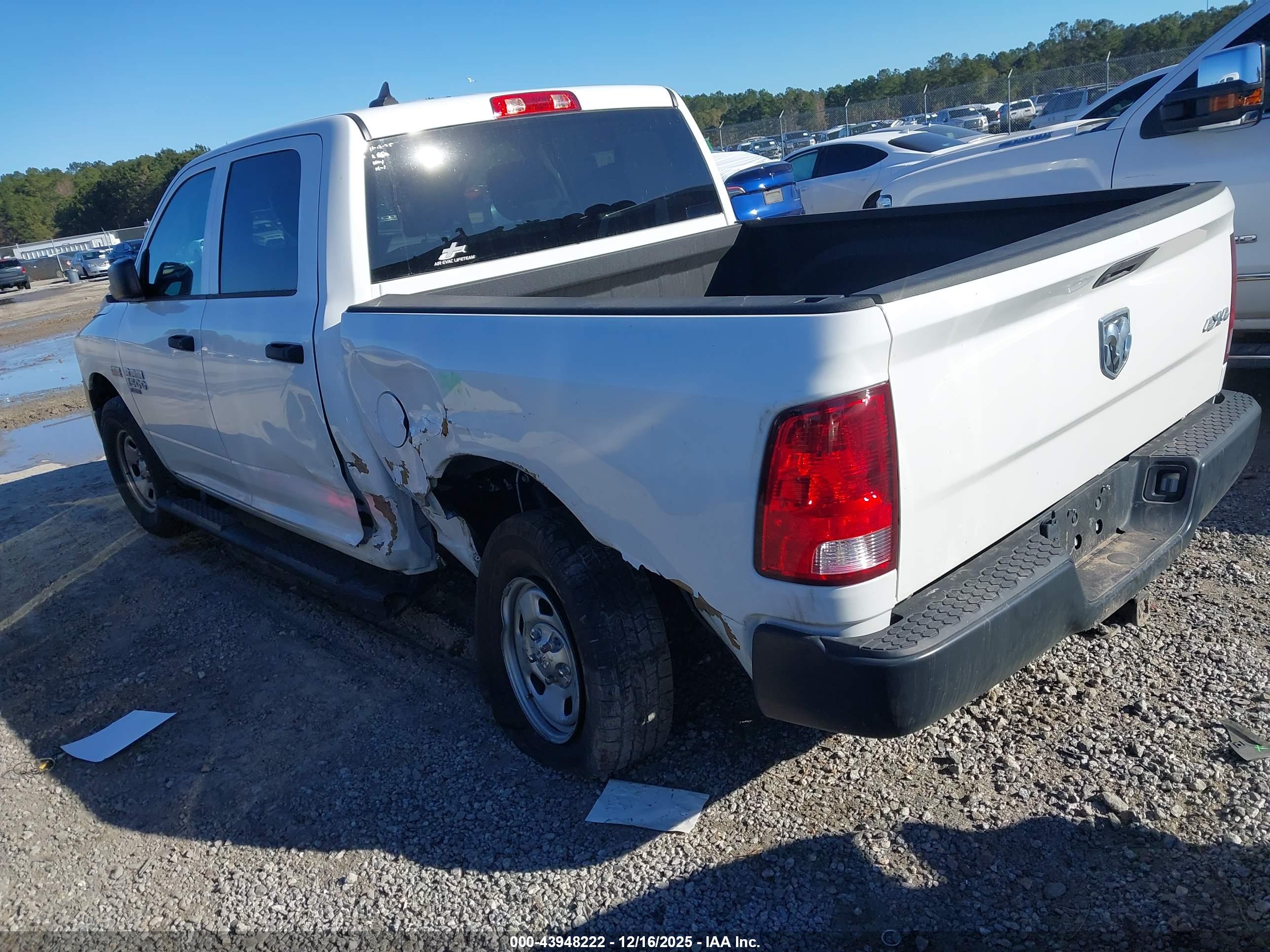 RAM 1500 image 3