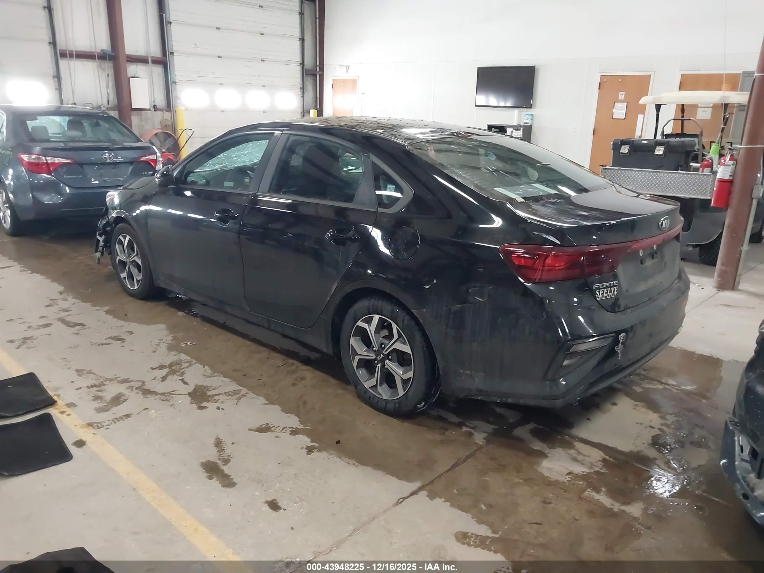 KIA FORTE image 3