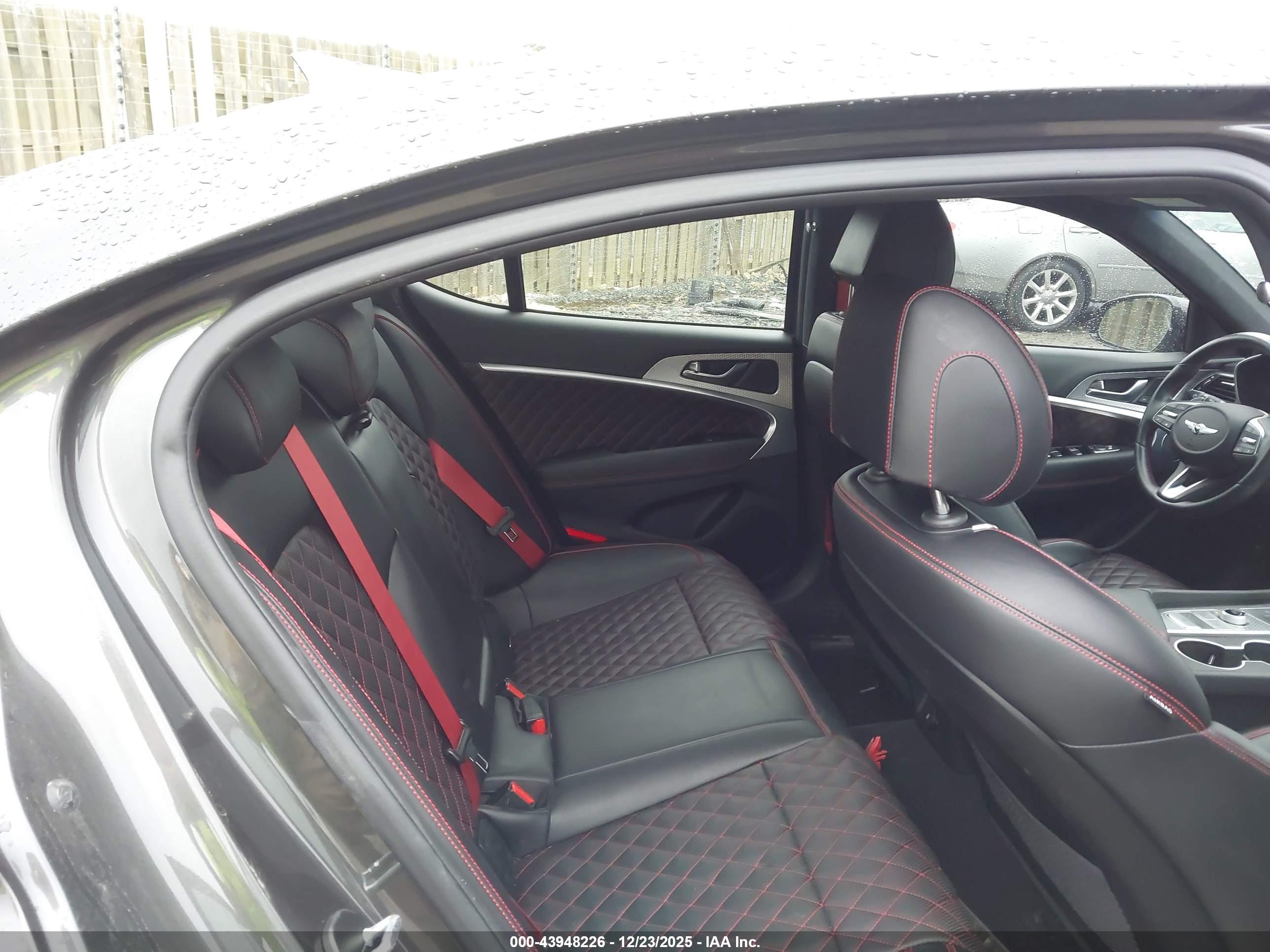 GENESIS G70 image 8