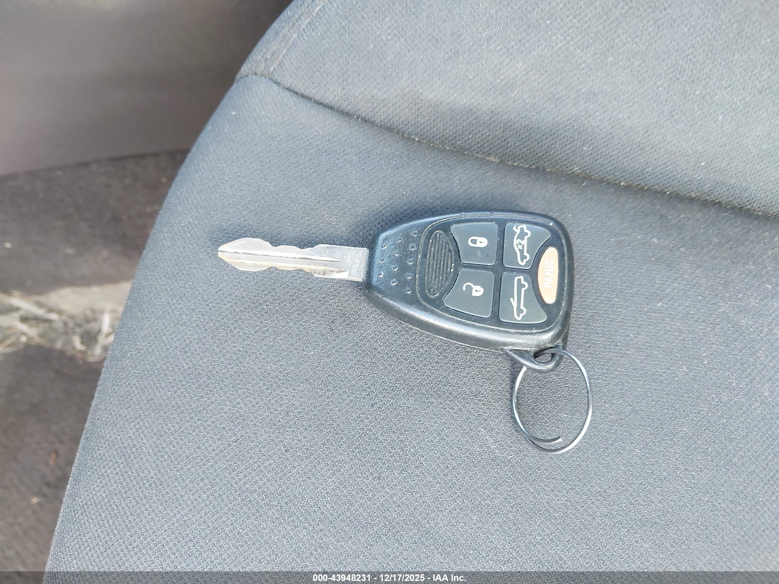 CHRYSLER SEBRING image 11
