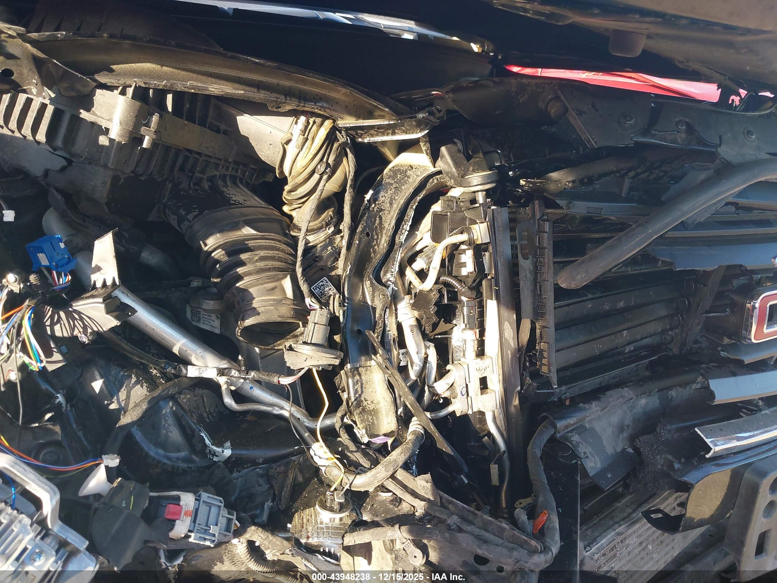 GMC TERRAIN image 10