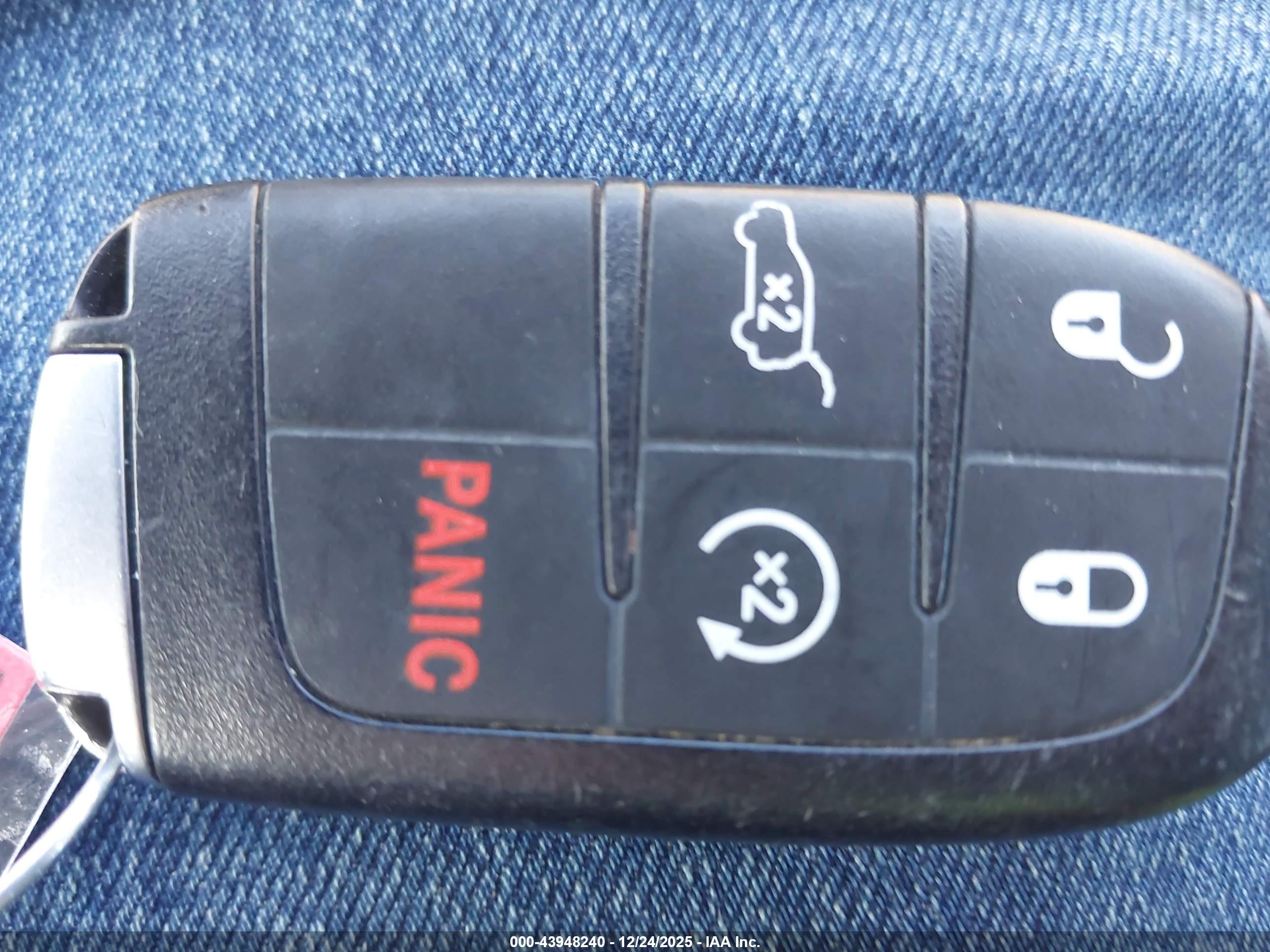 JEEP GRAND image 11