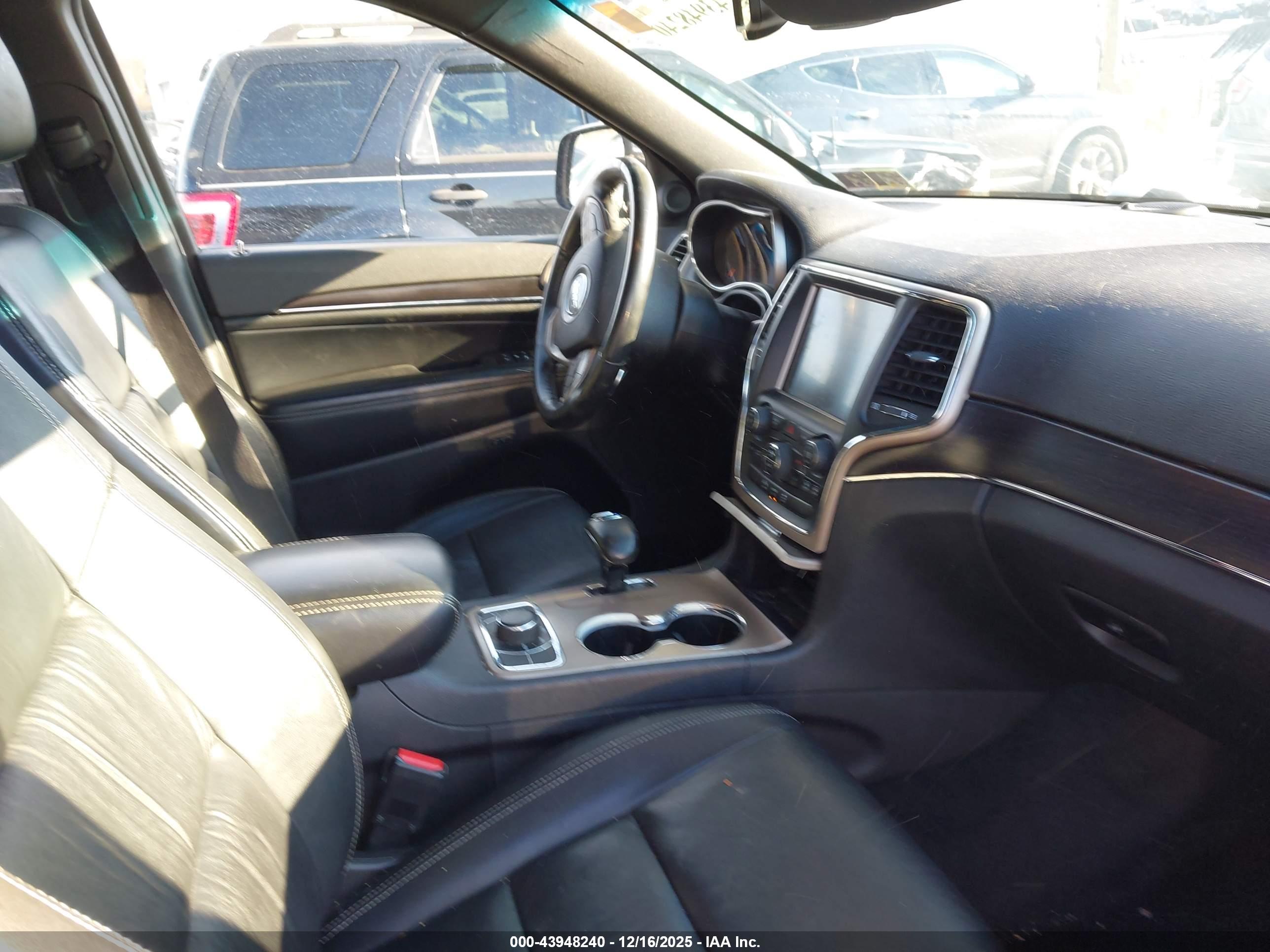 JEEP GRAND image 5
