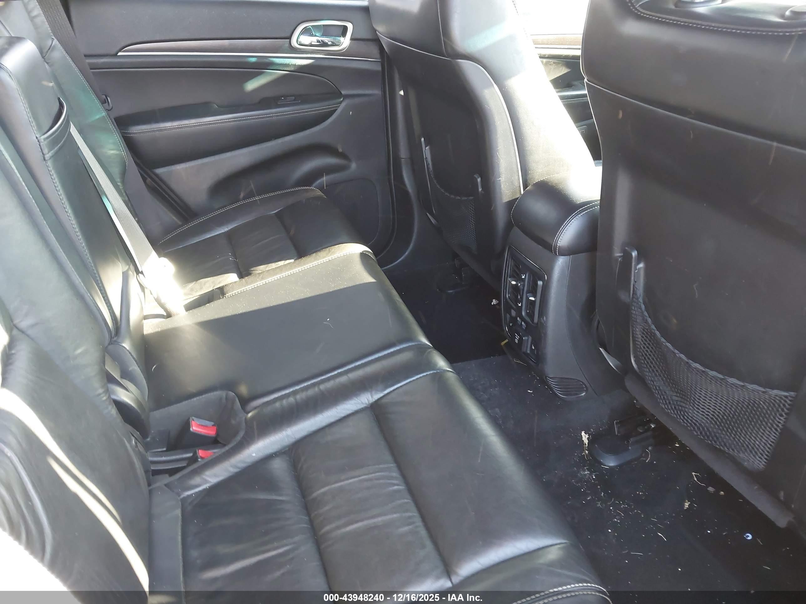 JEEP GRAND image 8