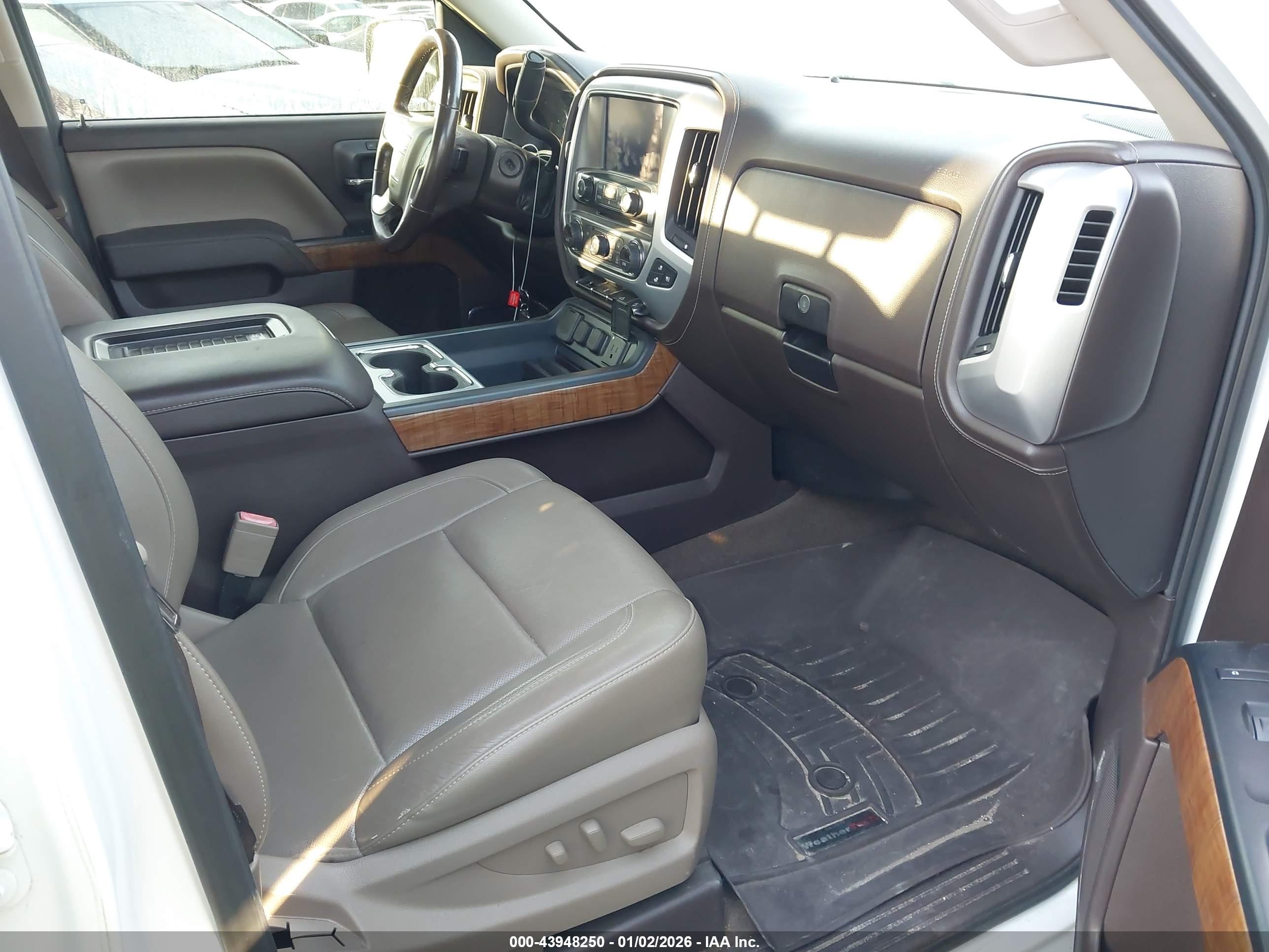 GMC SIERRA image 5