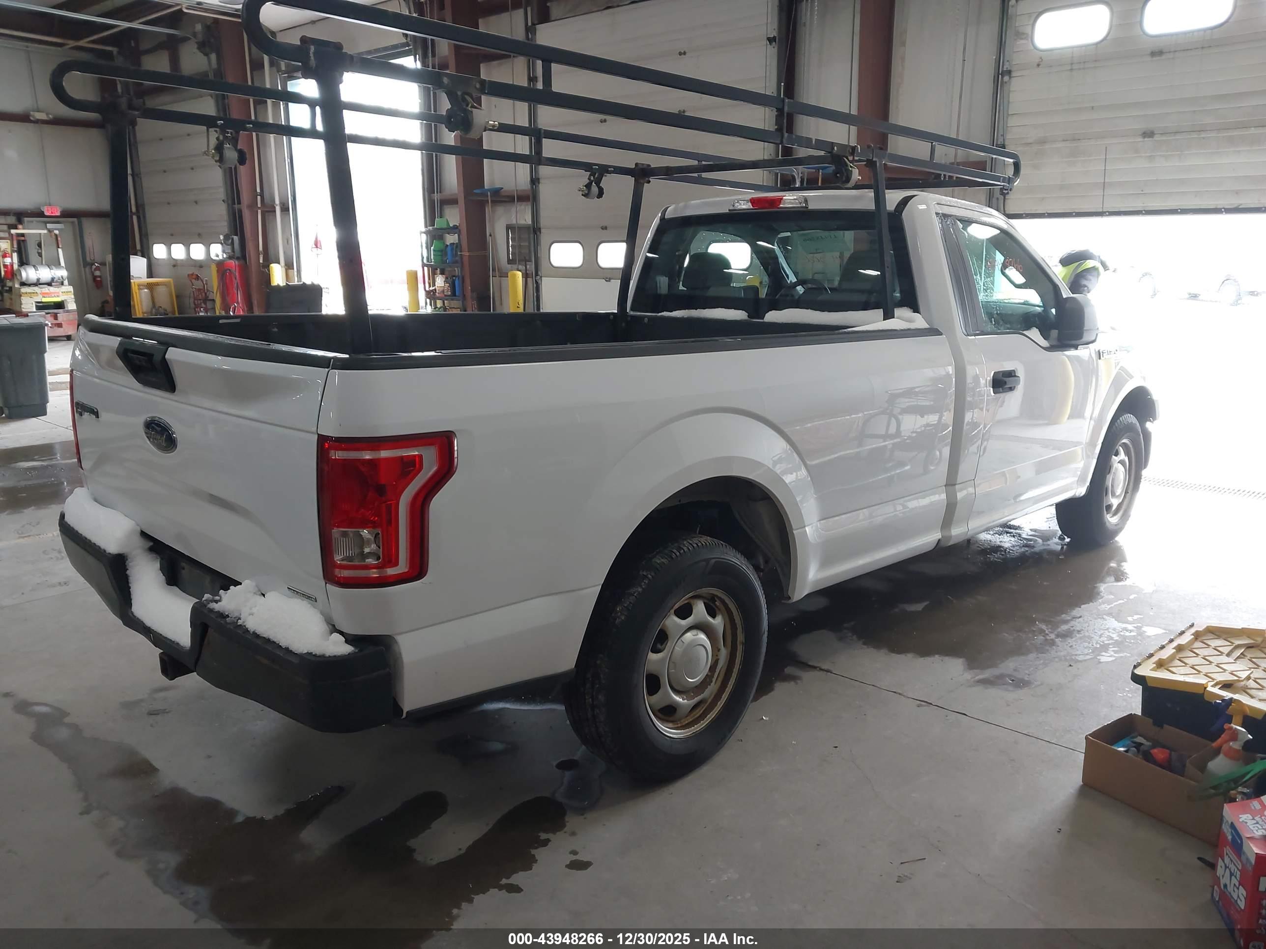 FORD F-150 image 4