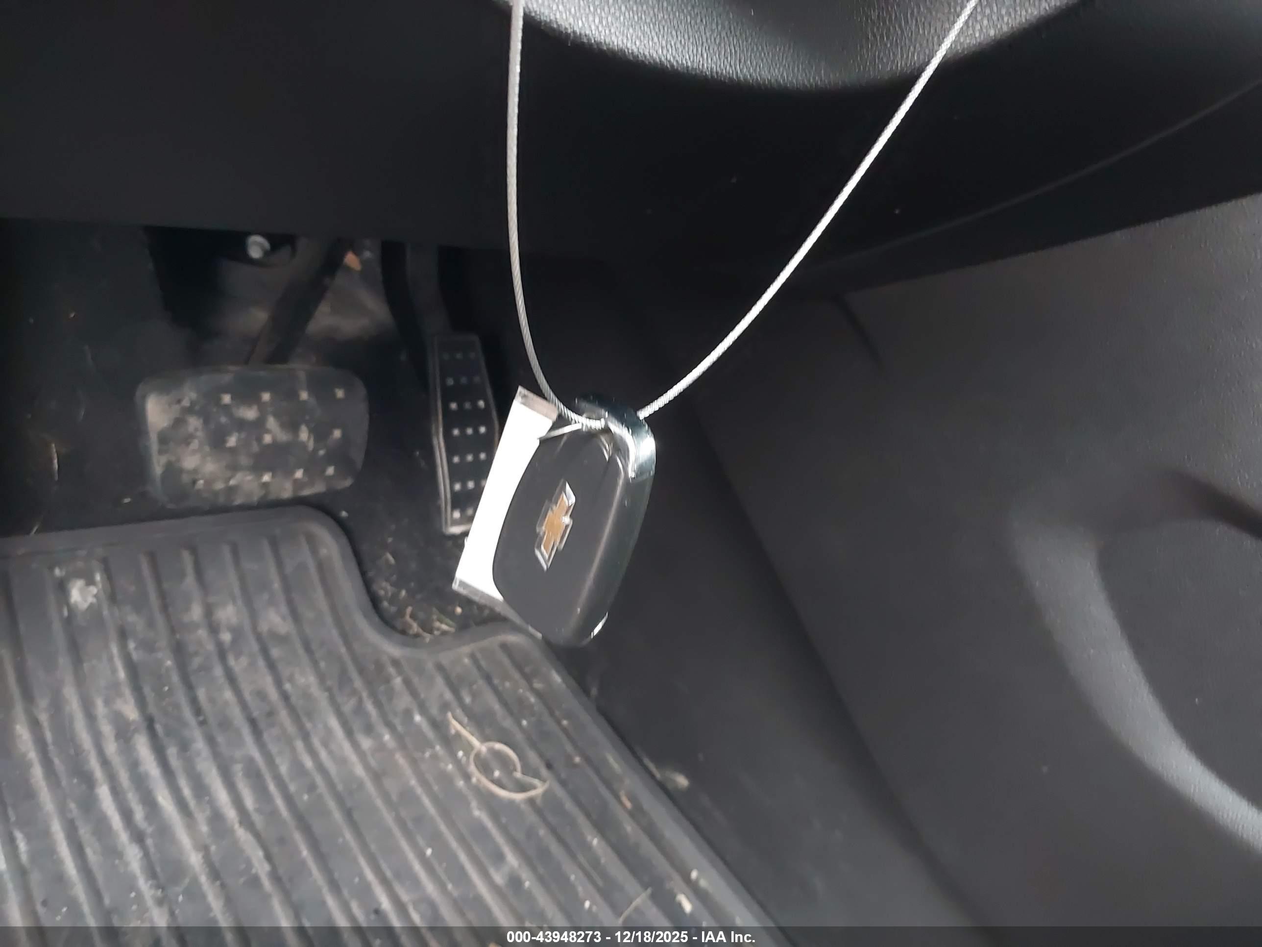 CHEVROLET TRAVERSE image 11