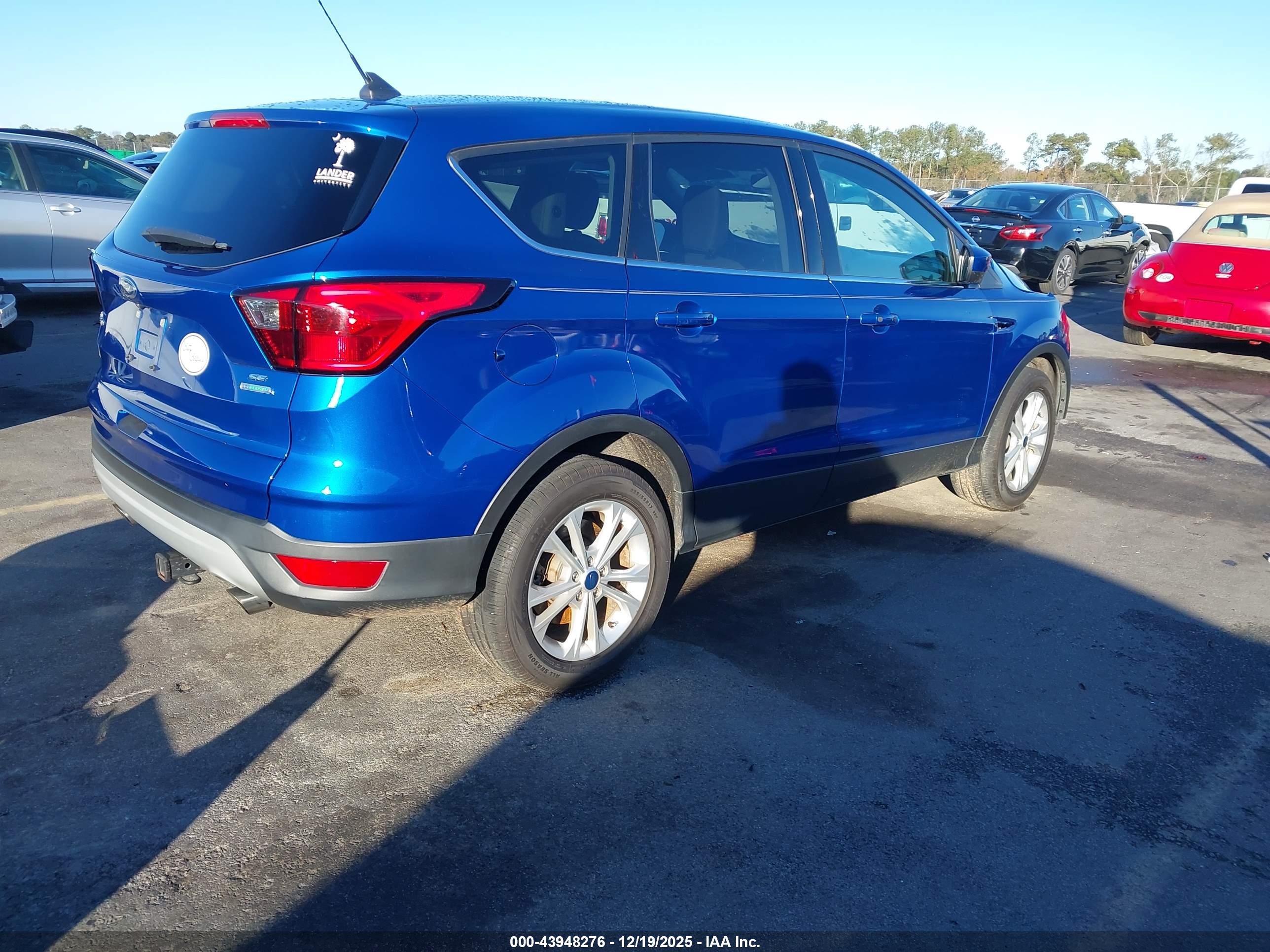 FORD ESCAPE image 4