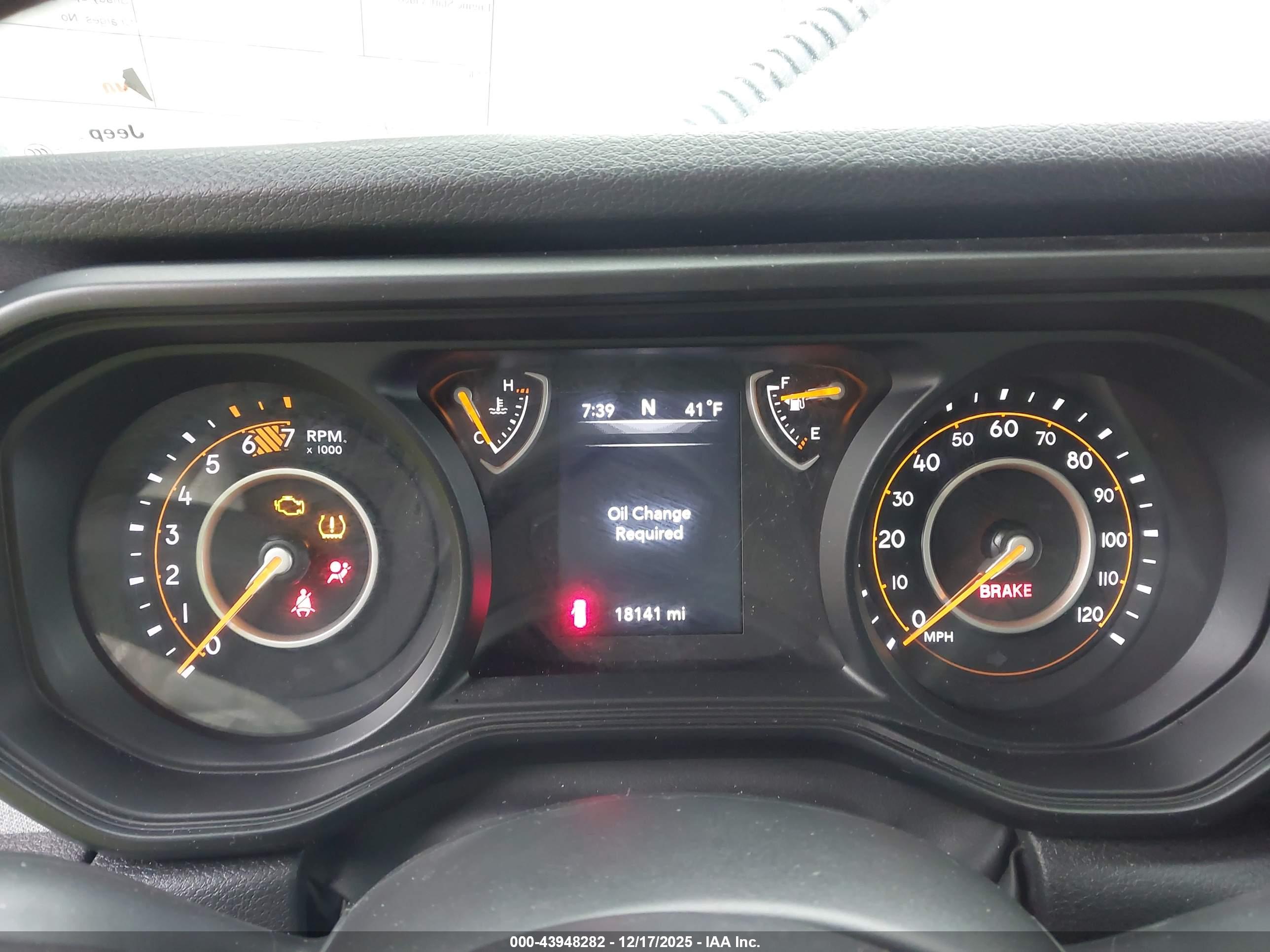 JEEP WRANGLER image 7