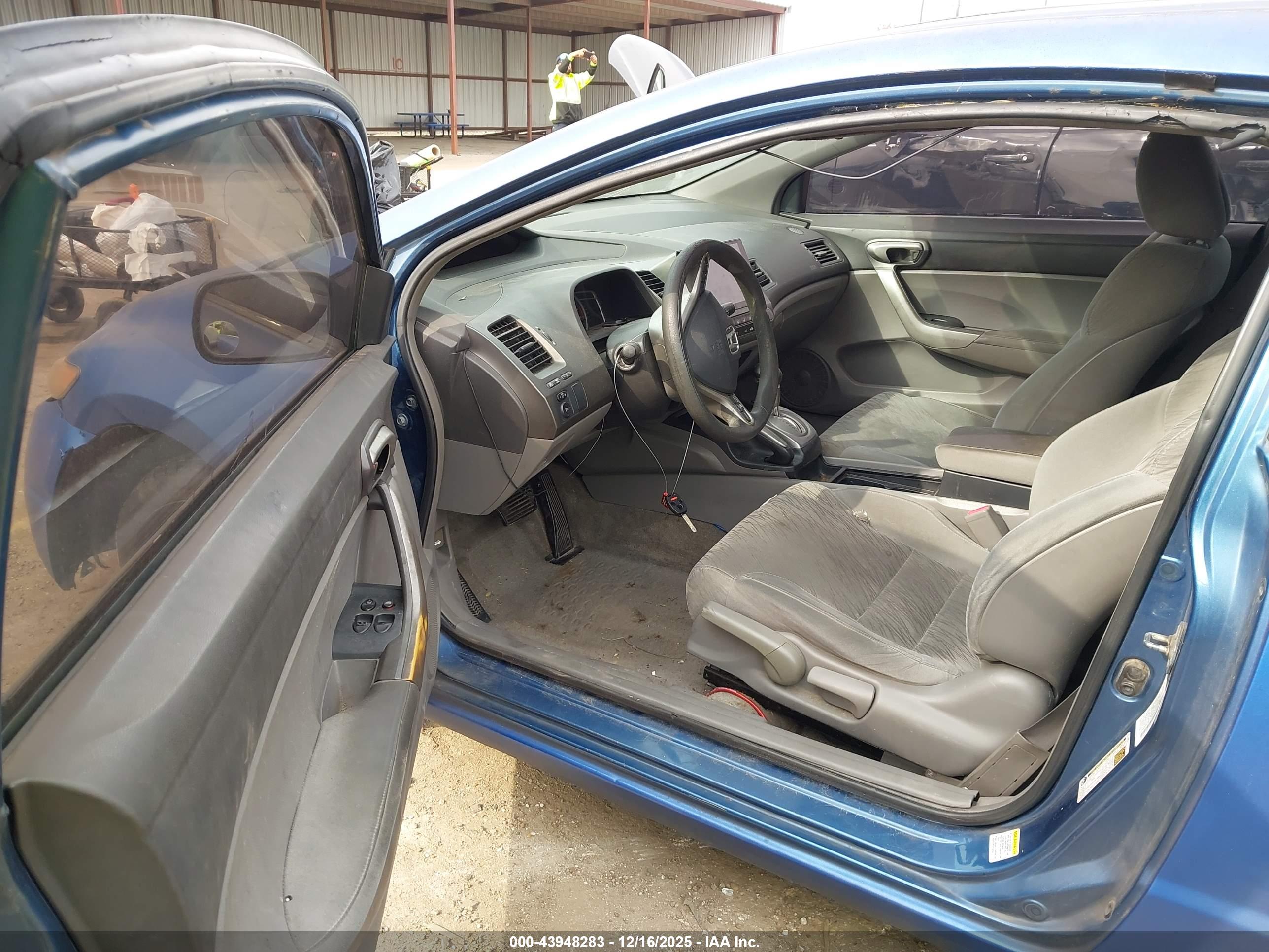 HONDA CIVIC image 5