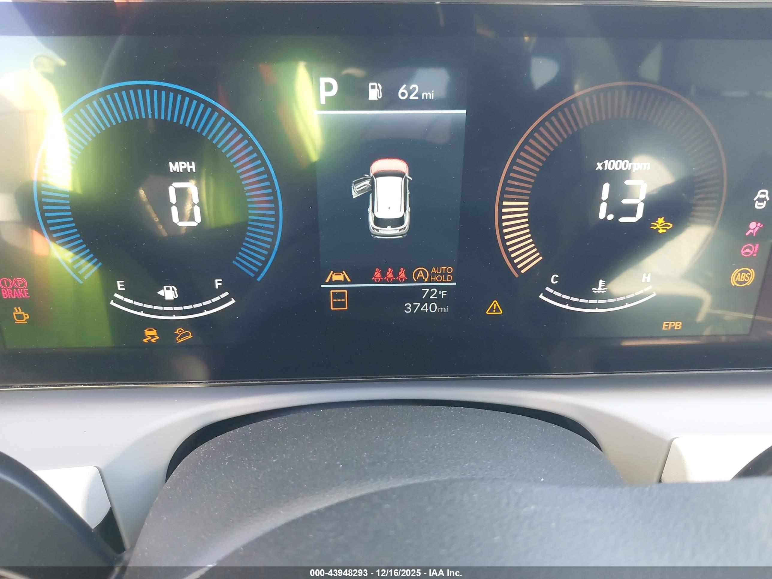 HYUNDAI TUCSON image 7