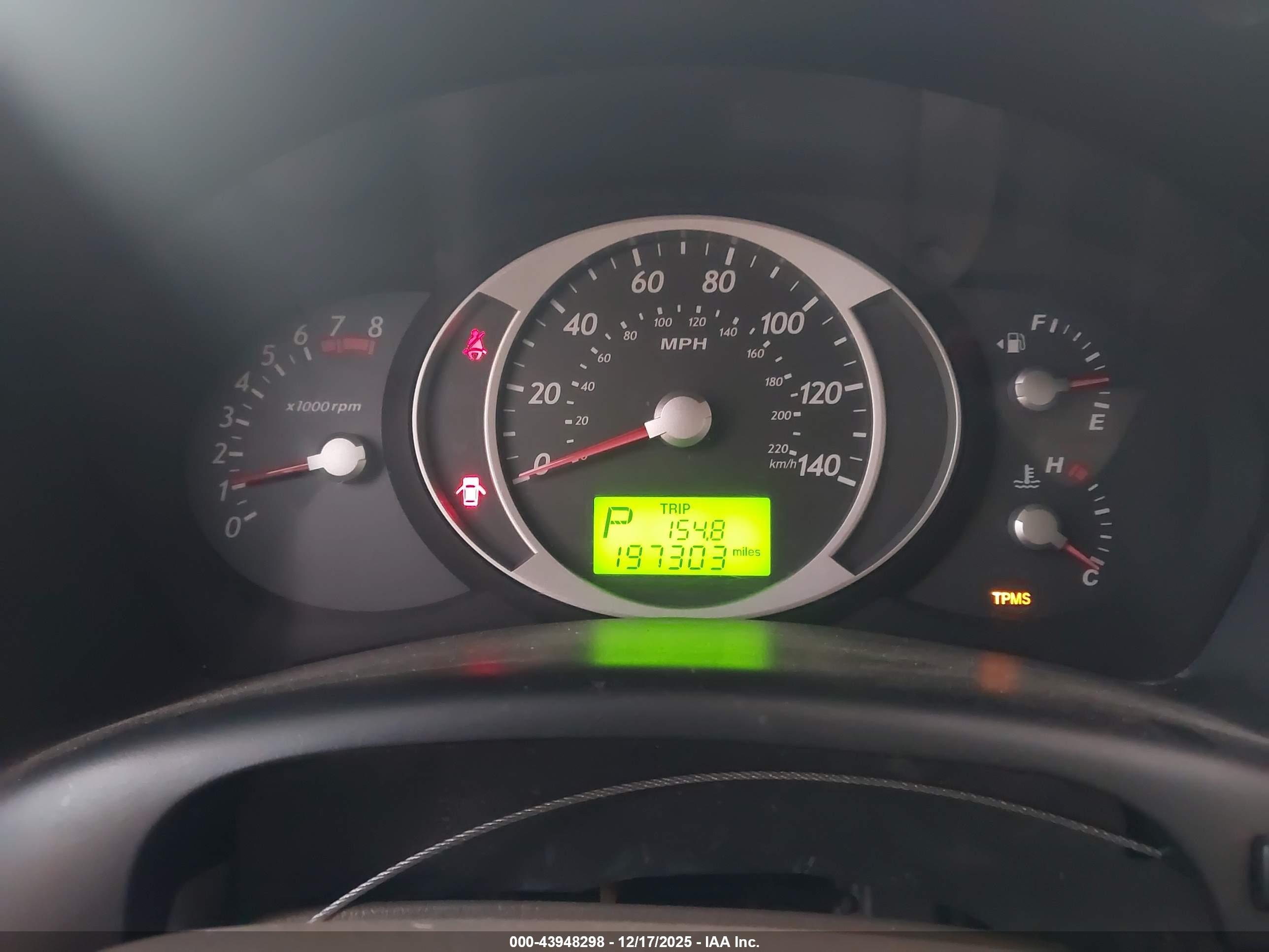HYUNDAI TUCSON image 7