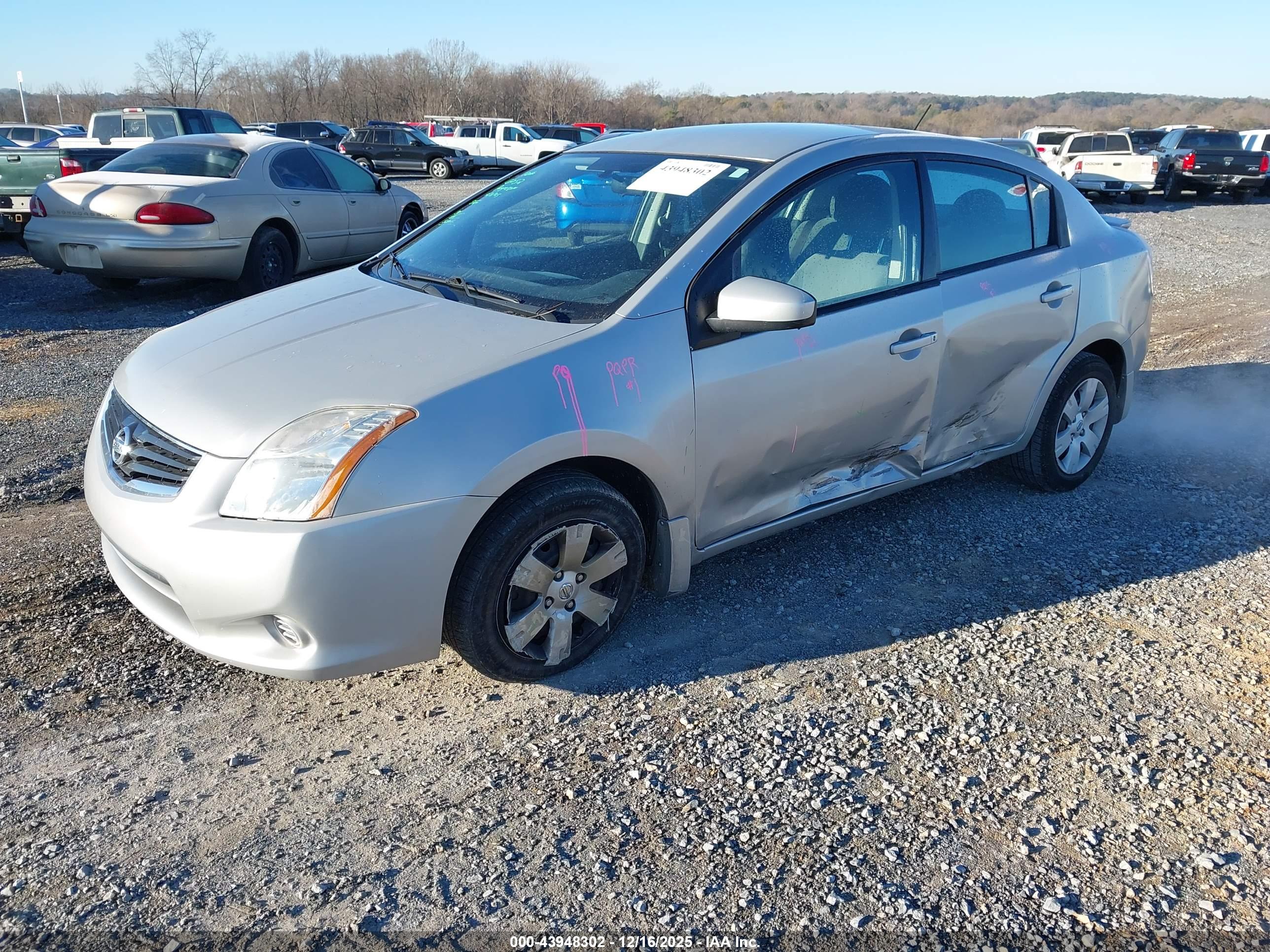 NISSAN SENTRA image 2