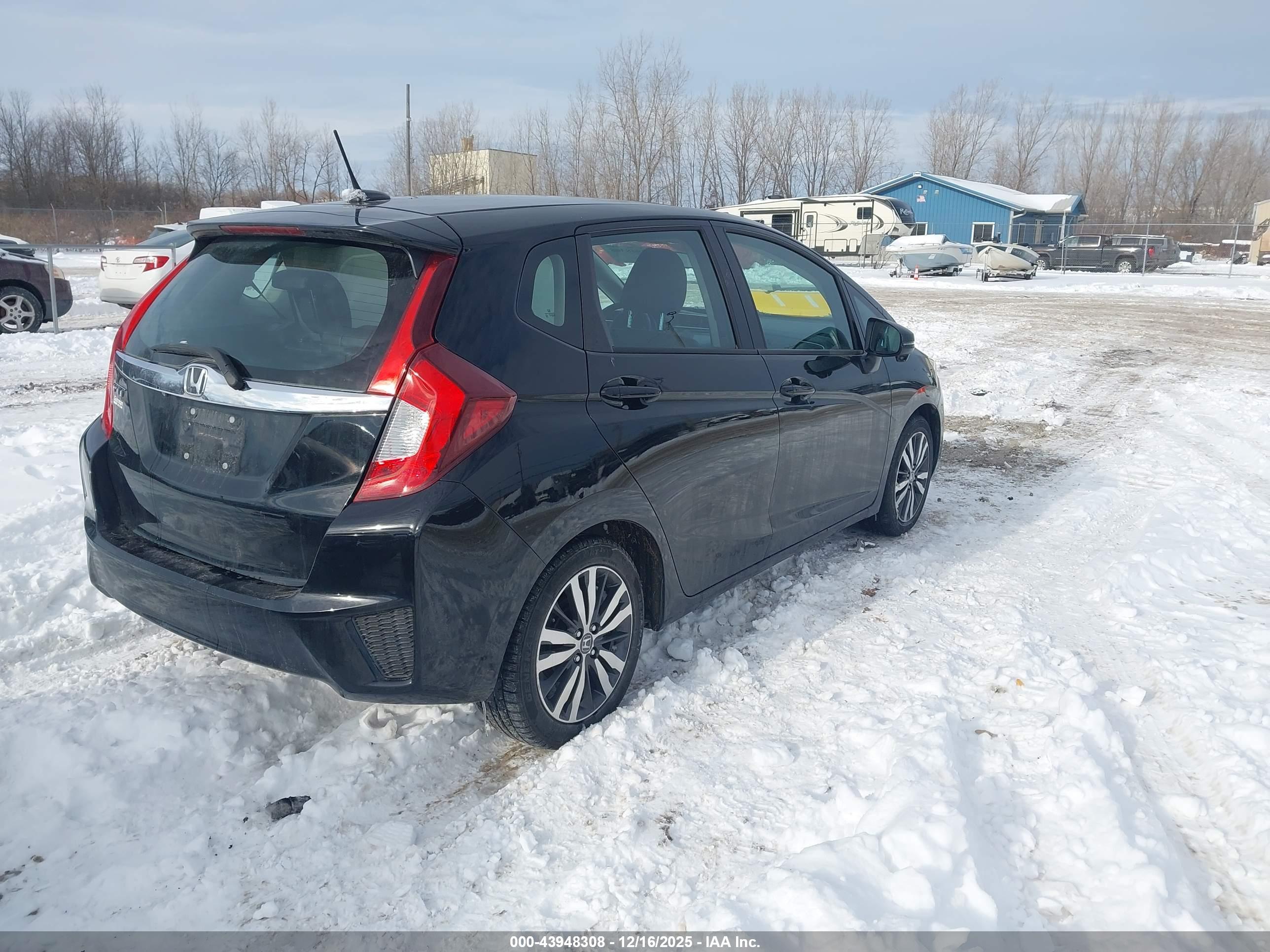 HONDA FIT image 4