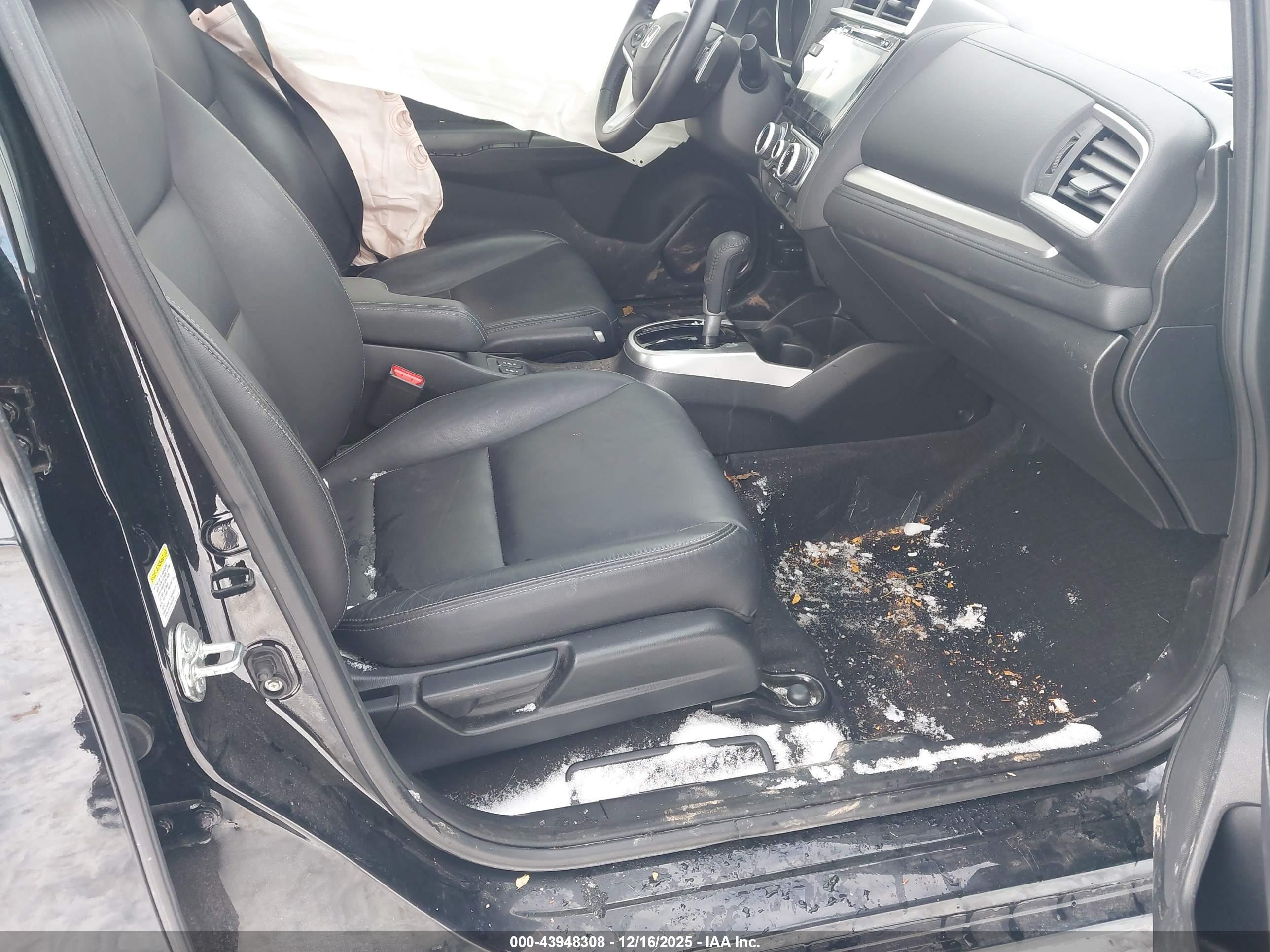 HONDA FIT image 5