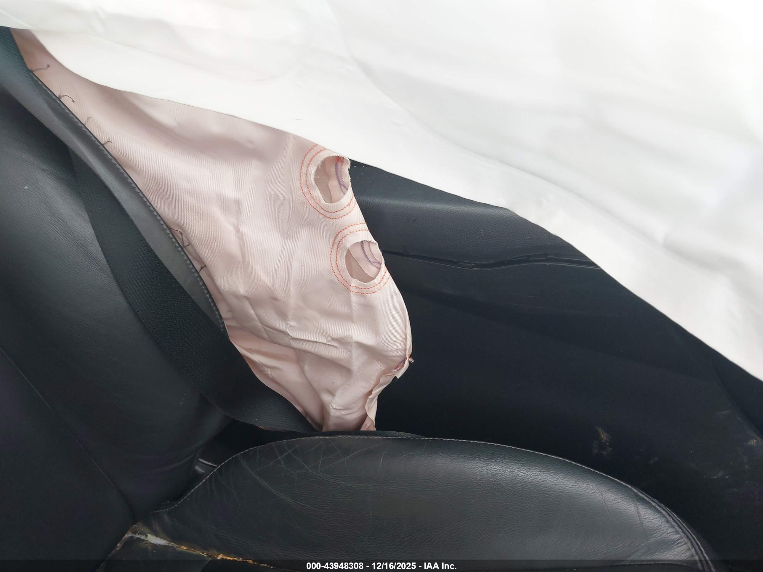 HONDA FIT image 9