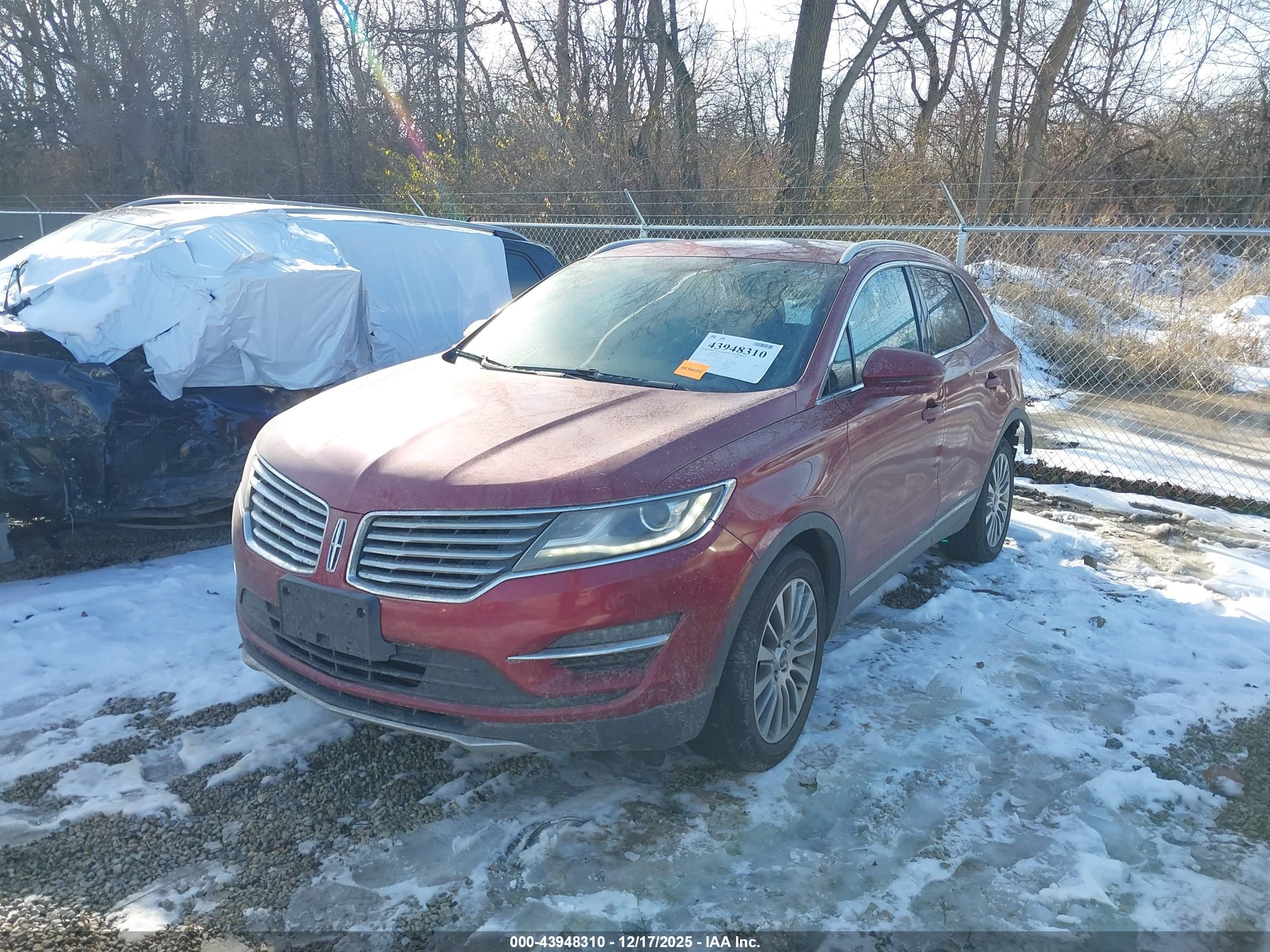 LINCOLN MKC image 2