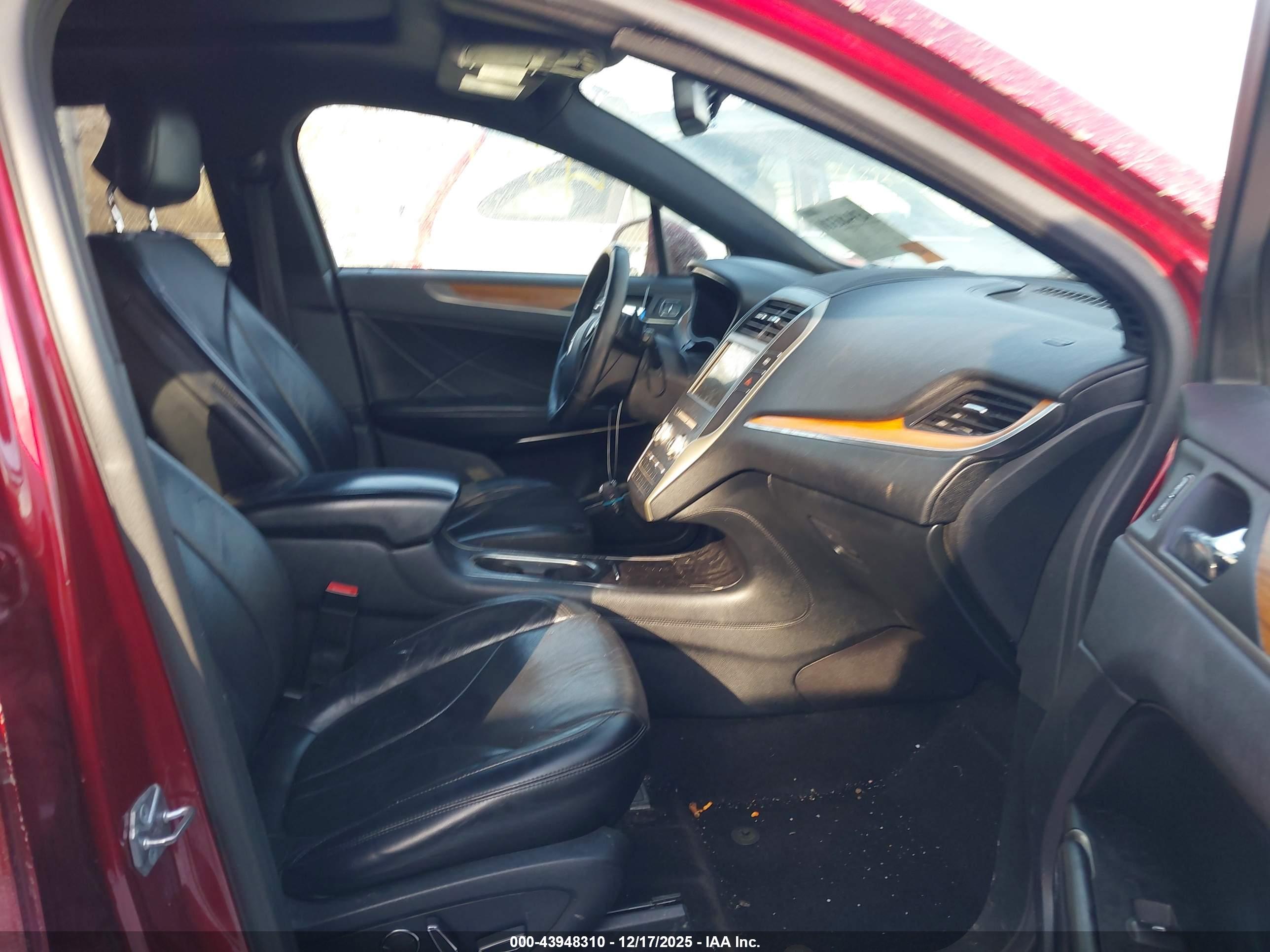 LINCOLN MKC image 5