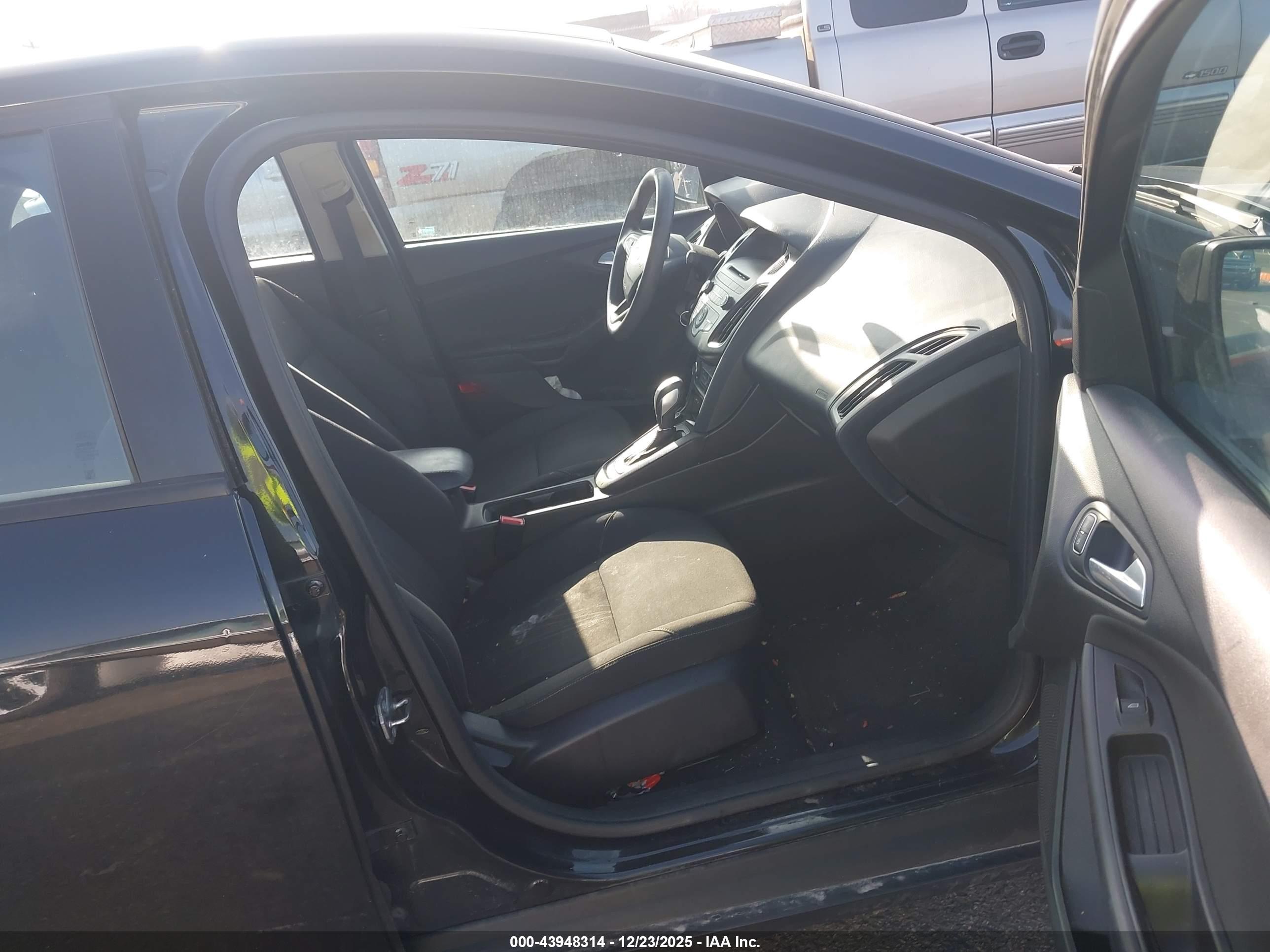 FORD FOCUS image 5