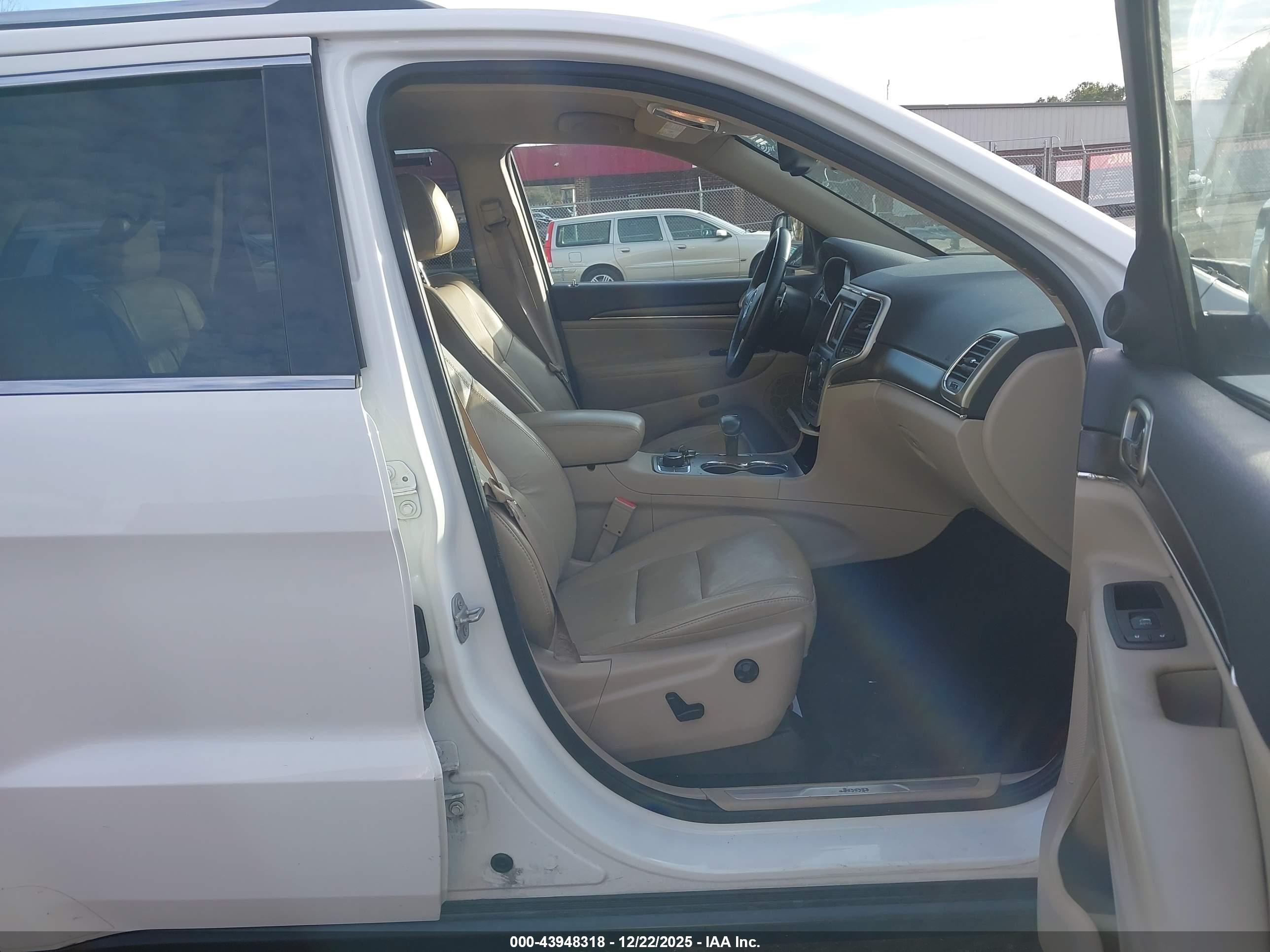JEEP GRAND image 5
