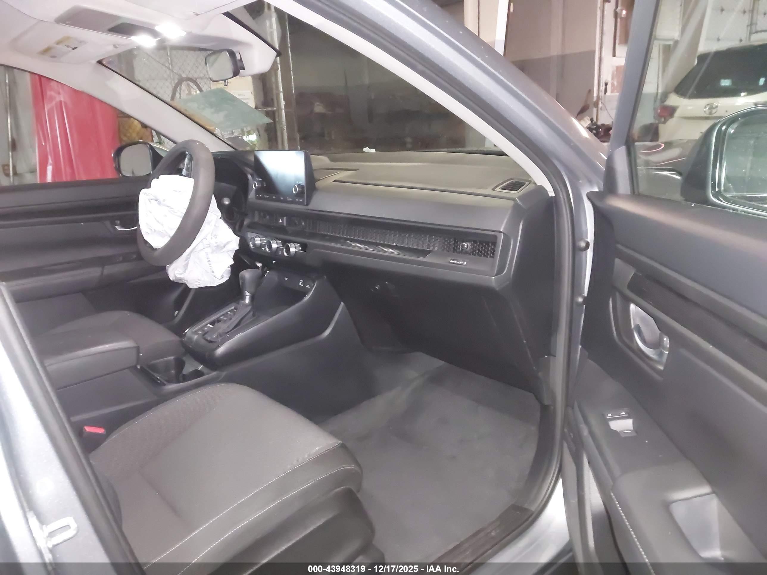 HONDA CR-V image 5